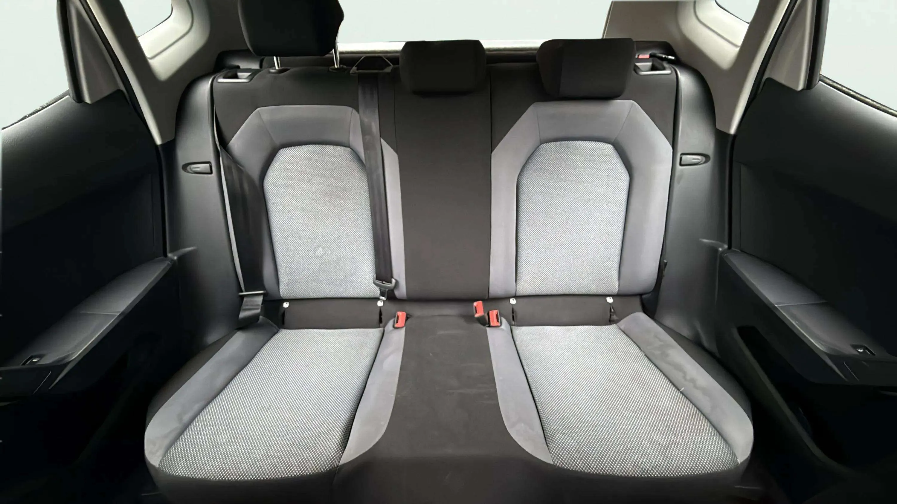 SEAT Arona 1.0 TSI Style Ecomotive - foto 15