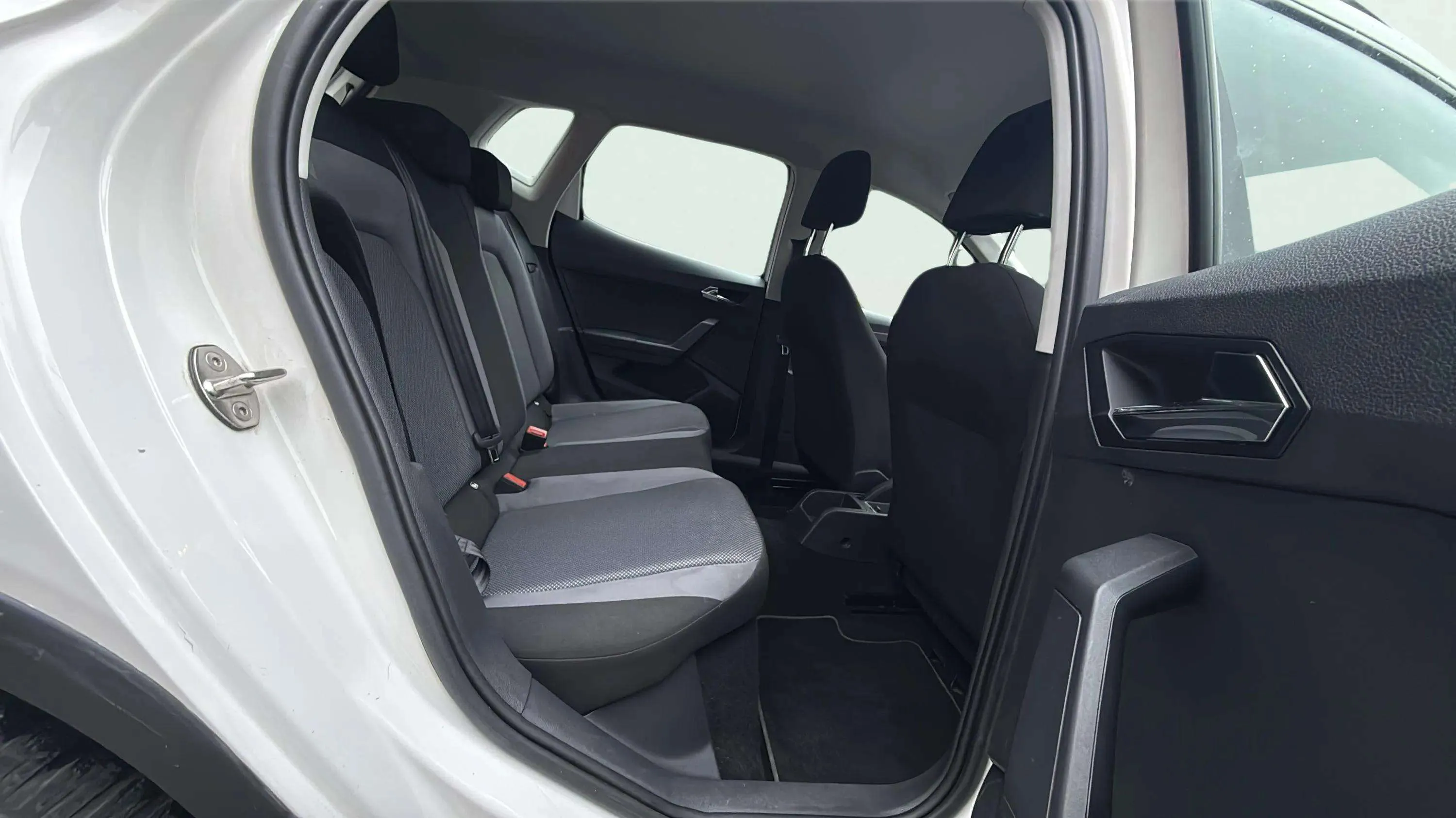 SEAT Arona 1.0 TSI Style Ecomotive - foto 13