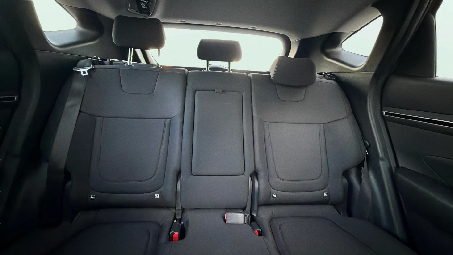 Hyundai Tucson 1.6 CRDi Maxx - foto 18