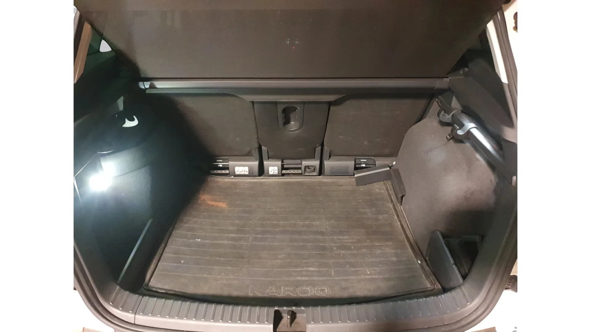 Škoda Karoq 1.0 TSI Ambition - foto 13