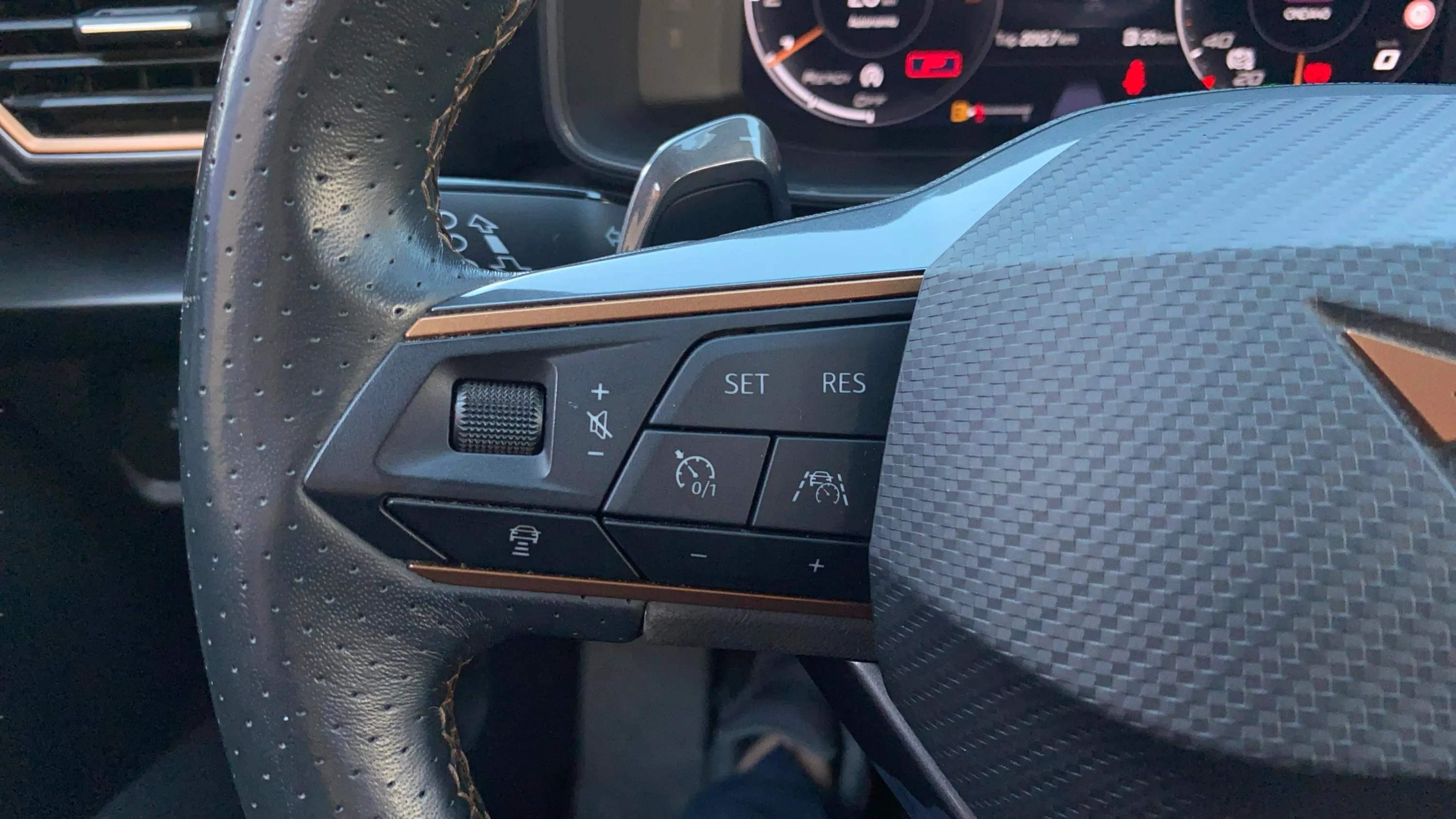 Cupra Formentor 1.5 TSI DSG - foto 19