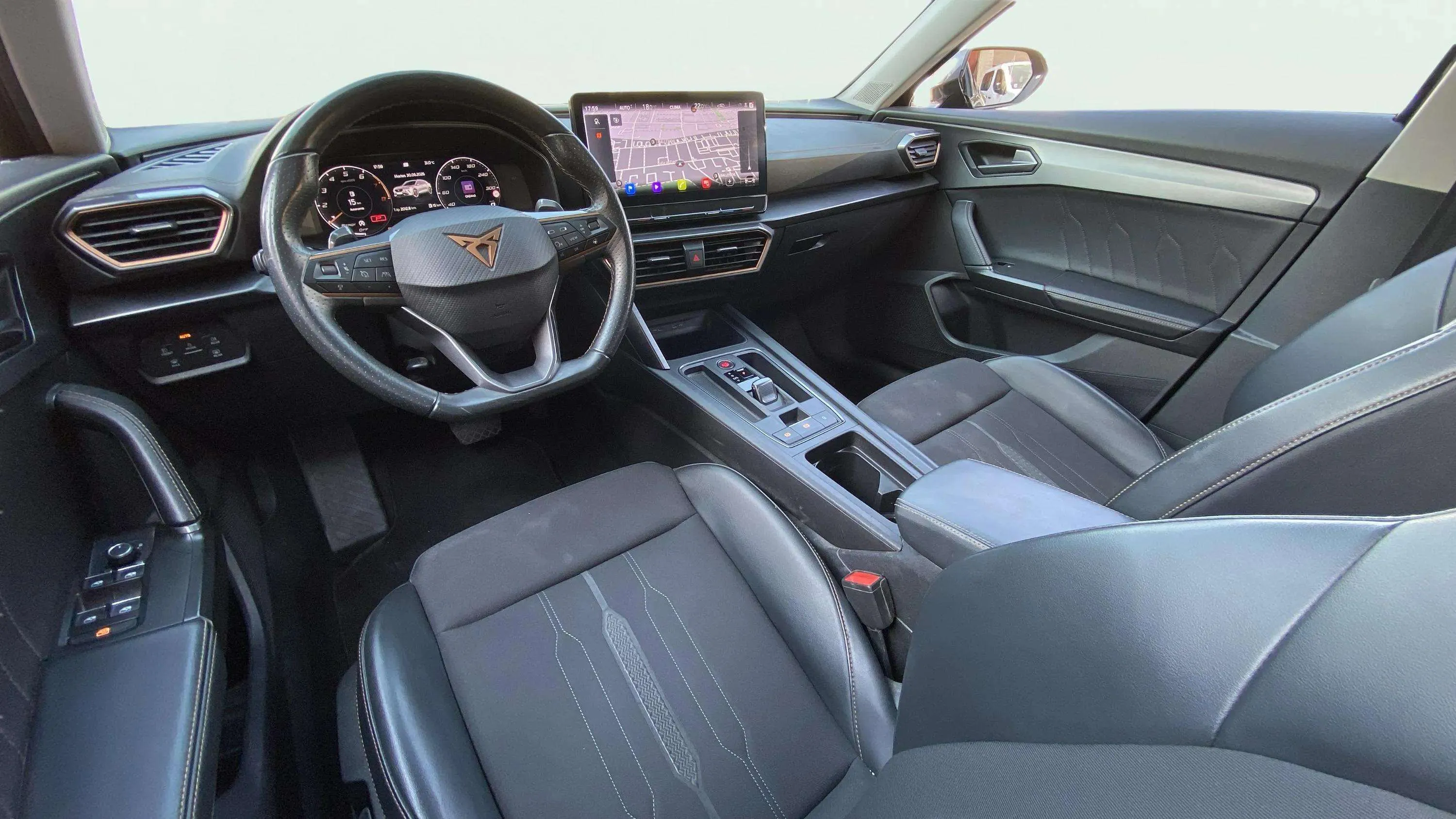 Cupra Formentor 1.5 TSI DSG - foto 37