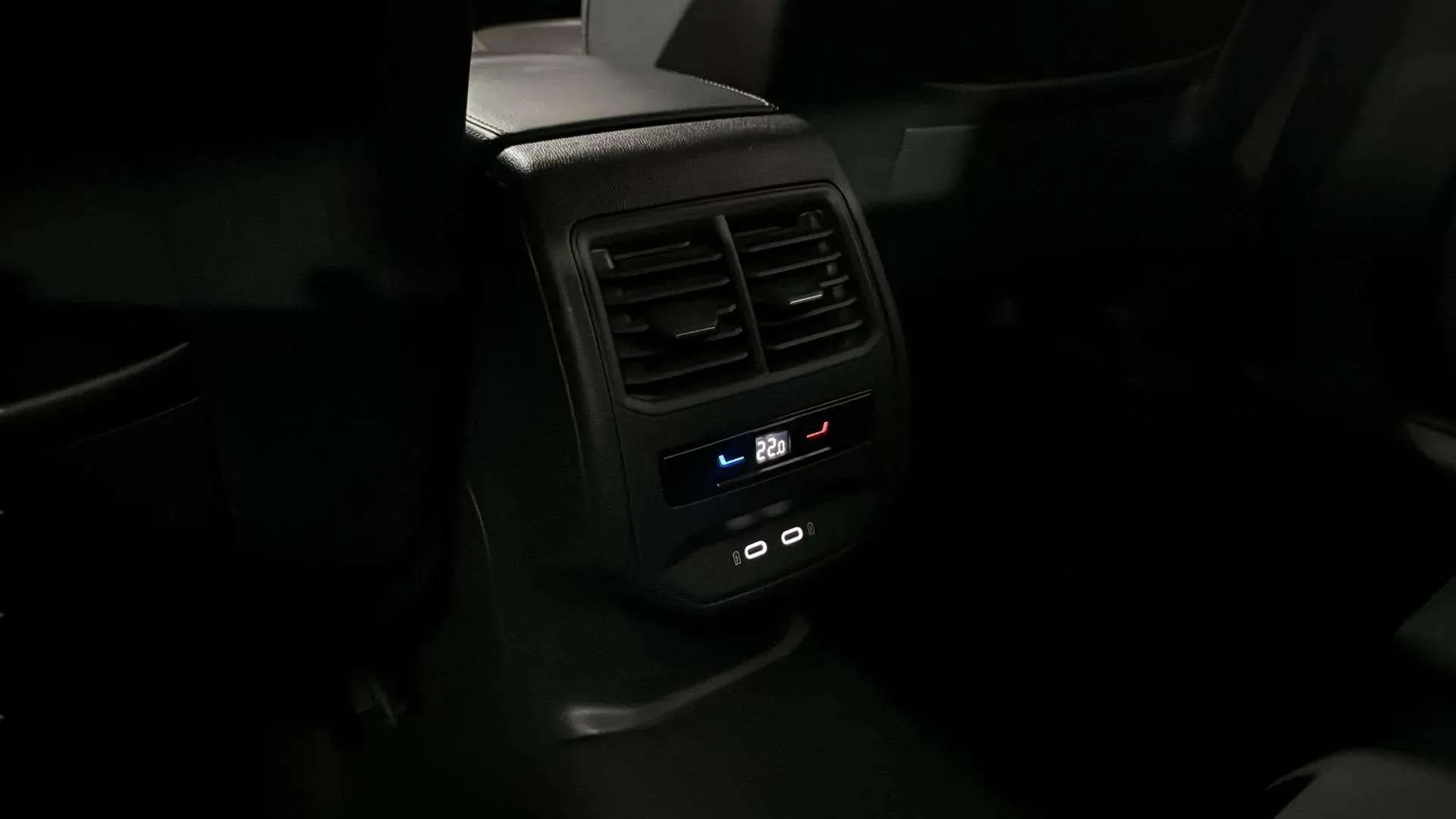 Cupra Formentor 1.5 TSI DSG - foto 23