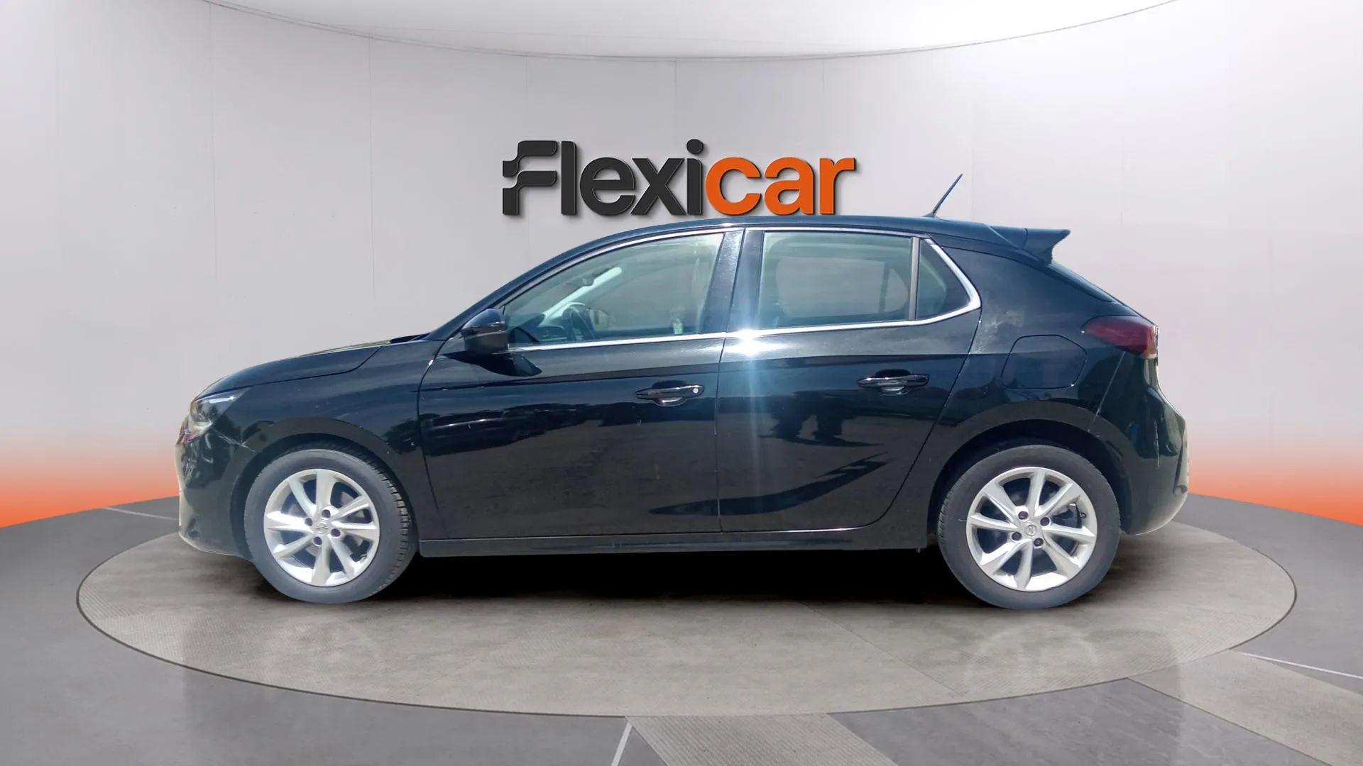 Opel Corsa 1.2T XHL Elegance - foto 6