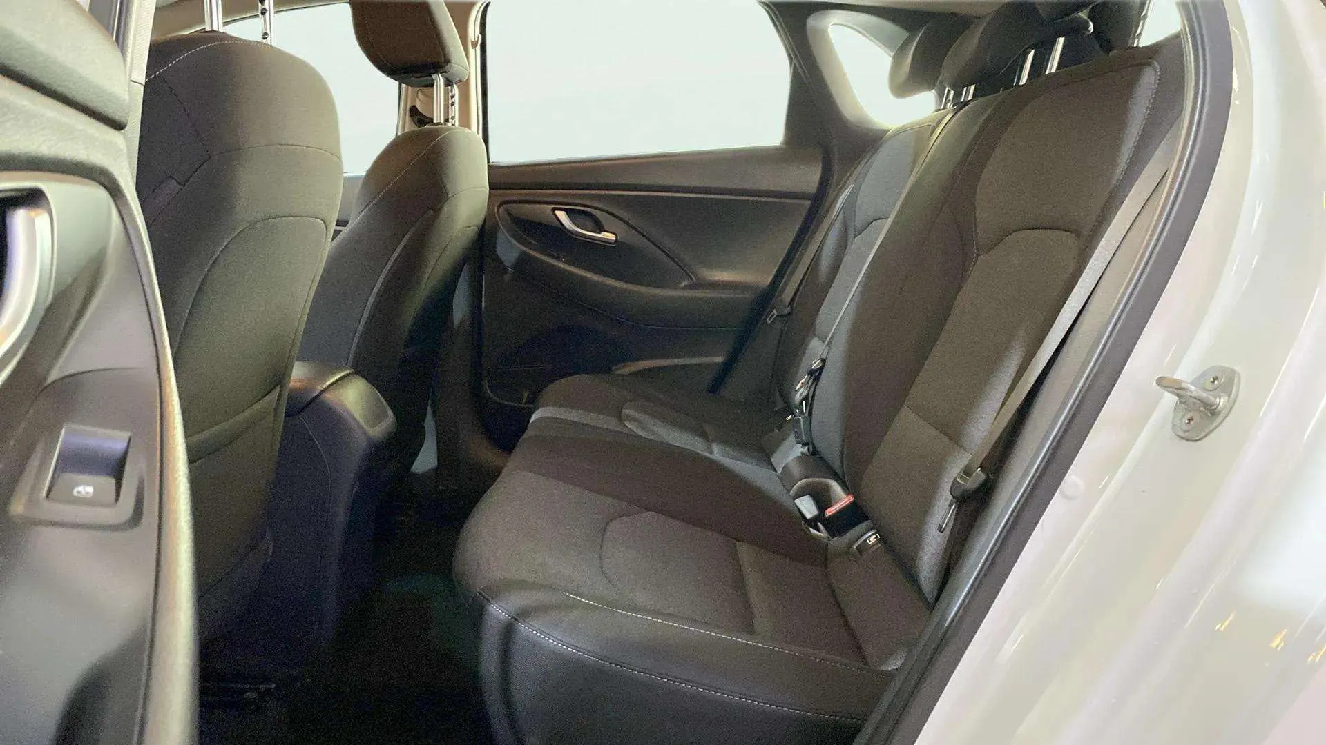 Hyundai i30 1.0 T-GDi 48V Klass - foto 39