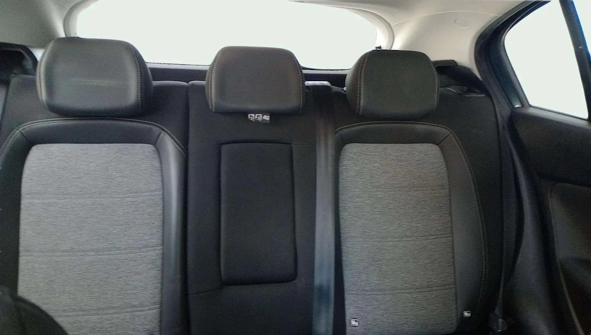 Fiat Tipo City Cross 1.0 - foto 12