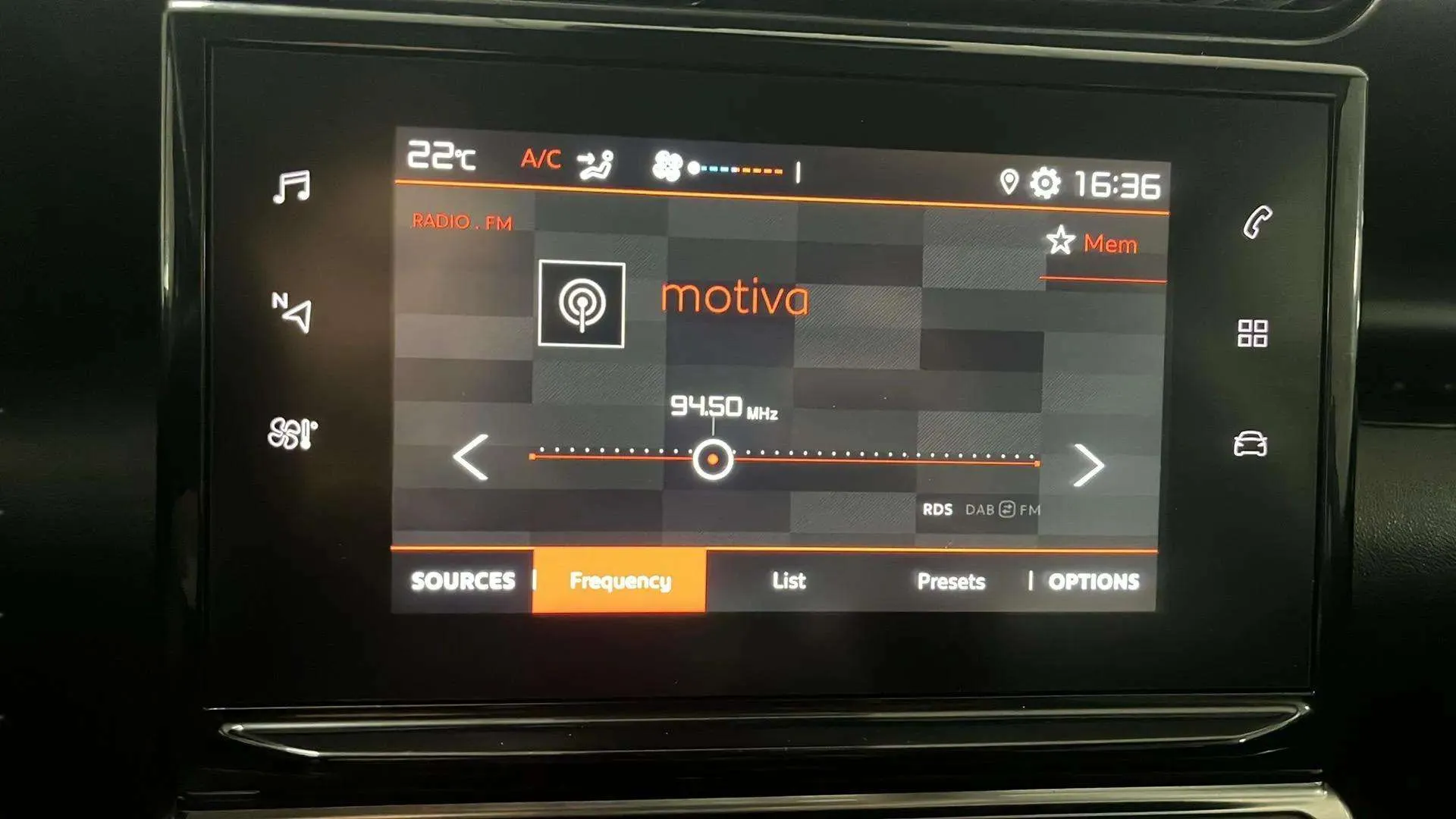 Citroën C3 Aircross PureTech BVM6 YOU - foto 17
