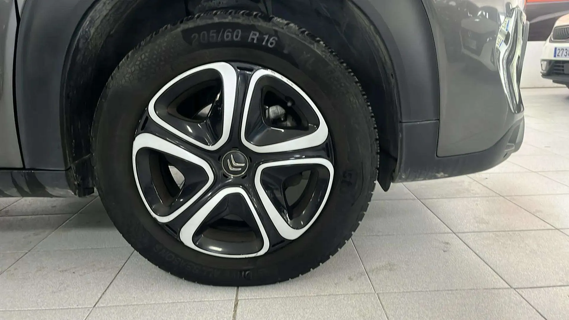 Citroën C3 Aircross PureTech BVM6 YOU - foto 9