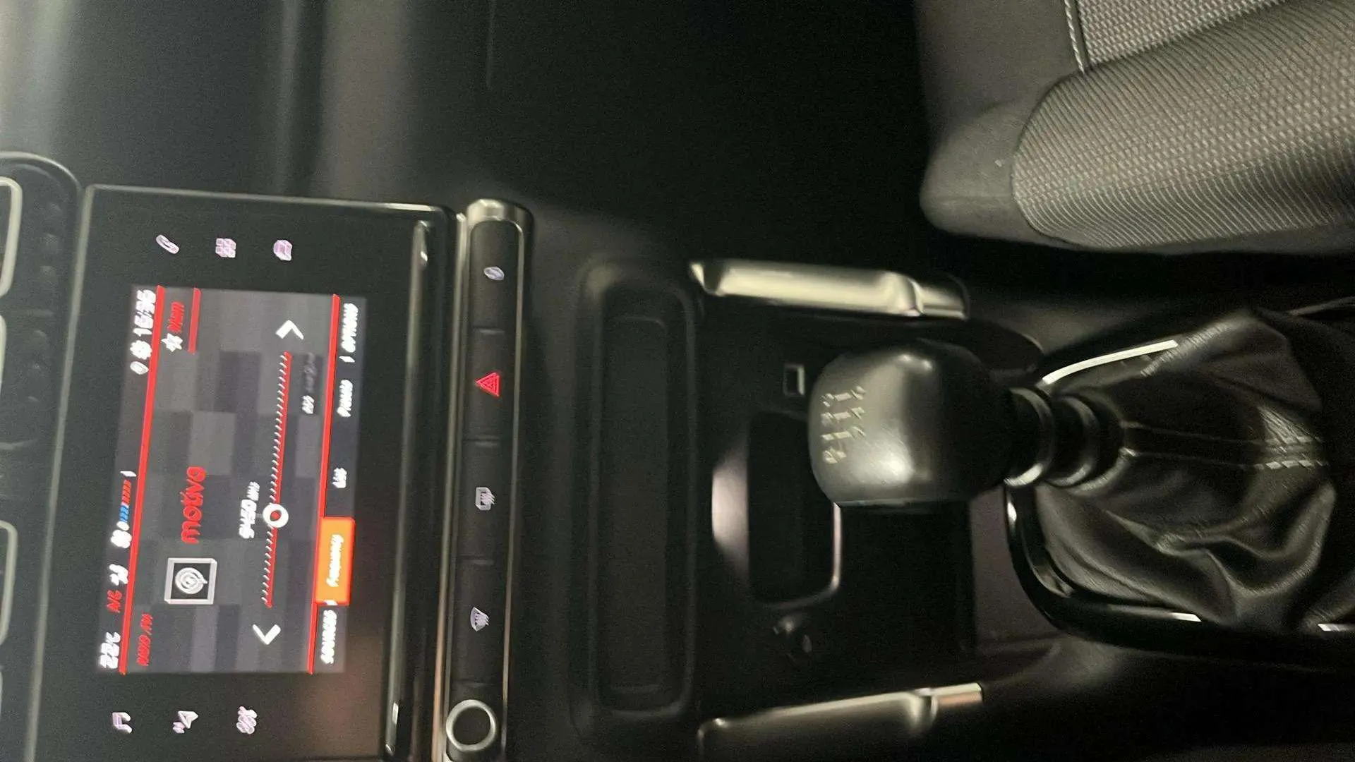 Citroën C3 Aircross PureTech BVM6 YOU - foto 21