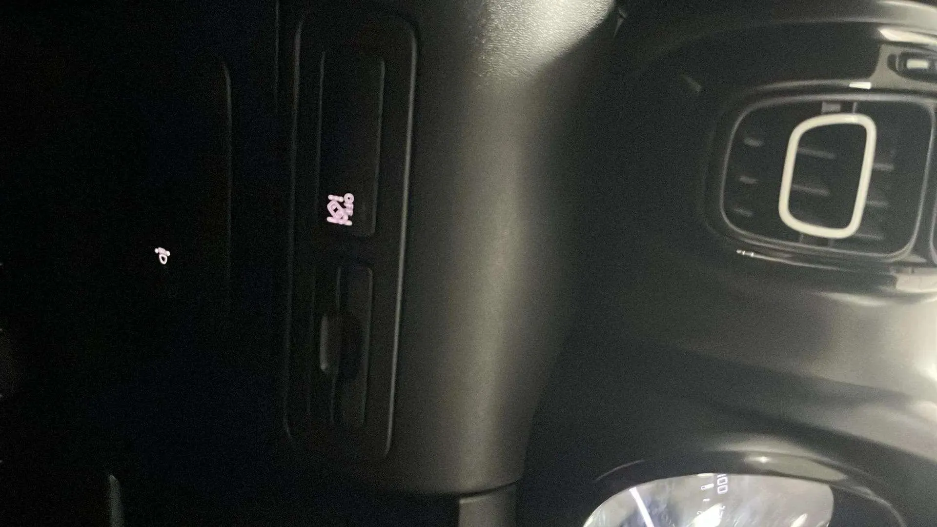 Citroën C3 Aircross PureTech BVM6 YOU - foto 22