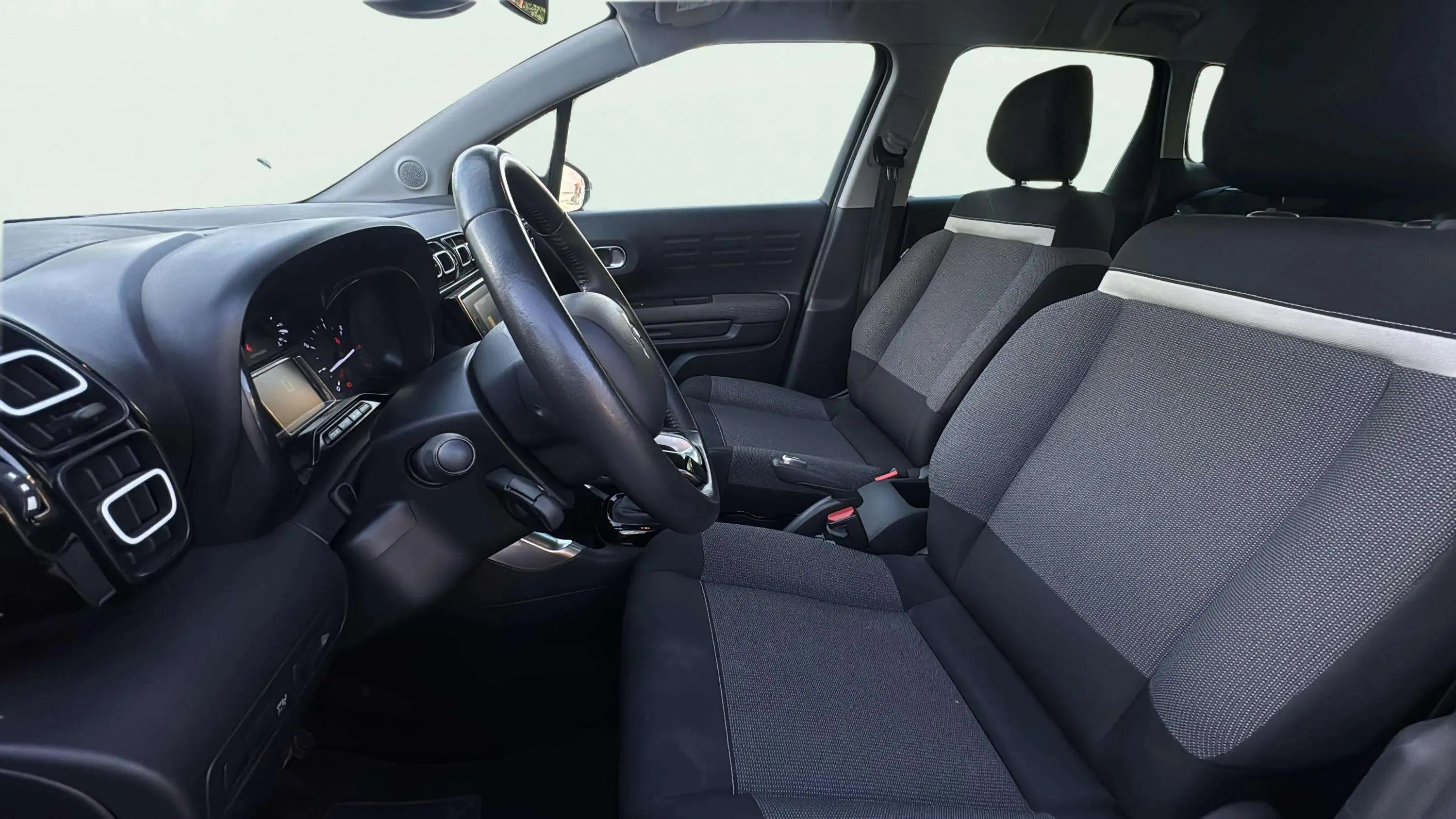 Citroën C3 Aircross PureTech BVM6 YOU - foto 20