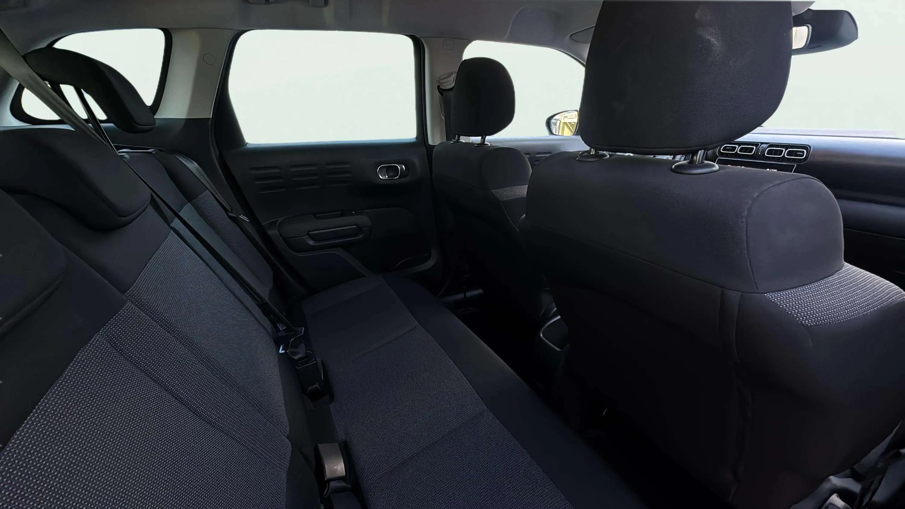 Citroën C3 Aircross PureTech BVM6 YOU - foto 22