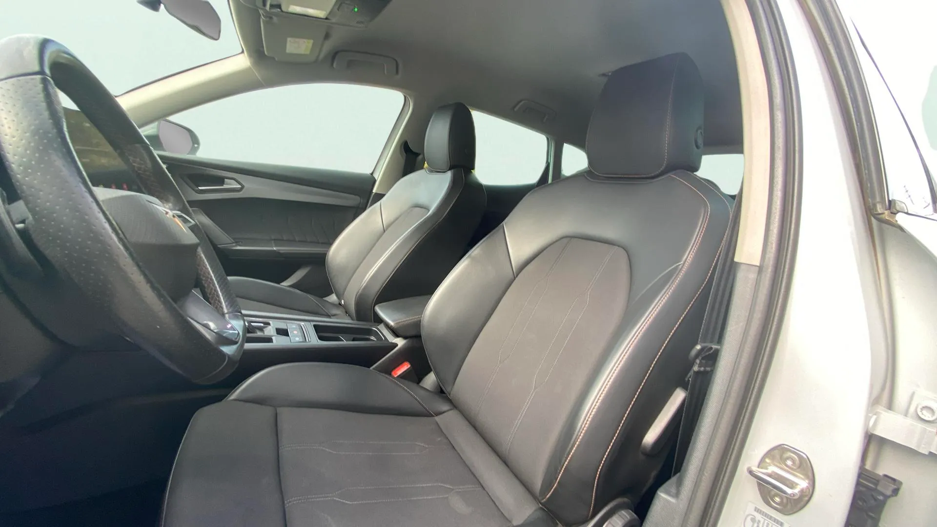 Cupra Formentor 1.5 TSI DSG - foto 21