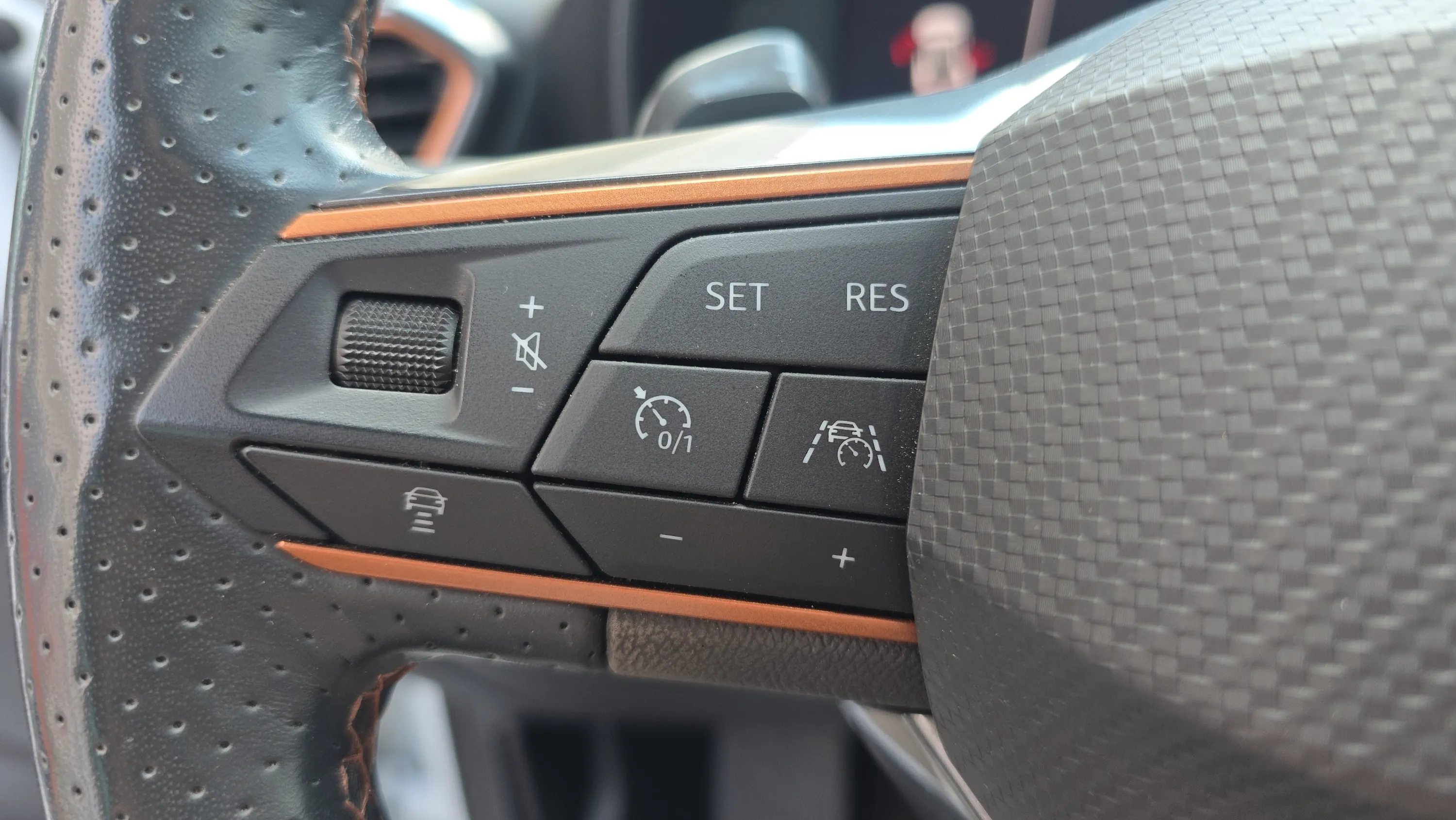 Cupra Formentor 1.5 TSI DSG - foto 22