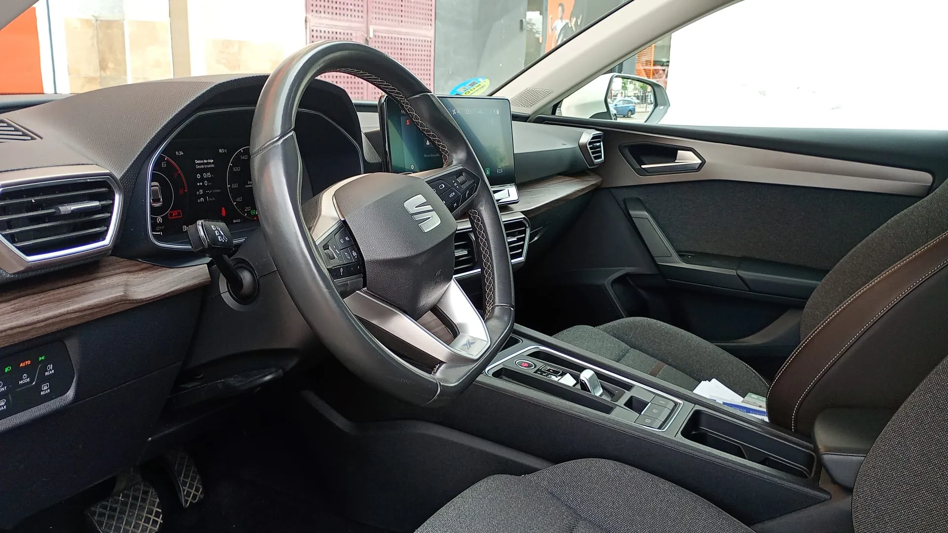 SEAT León 1.5 eTSI DSG-7 Xcellence - foto 7