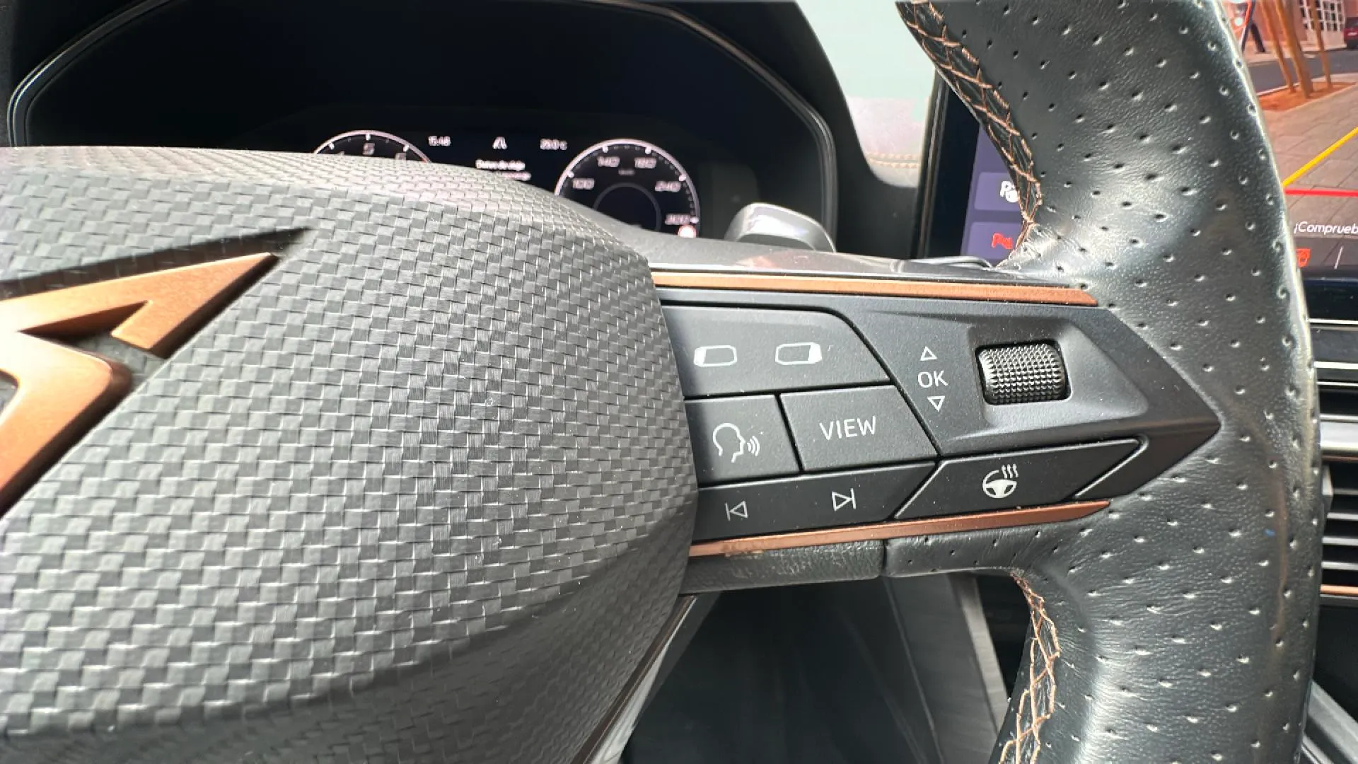 Cupra Formentor 1.5 TSI DSG - foto 23