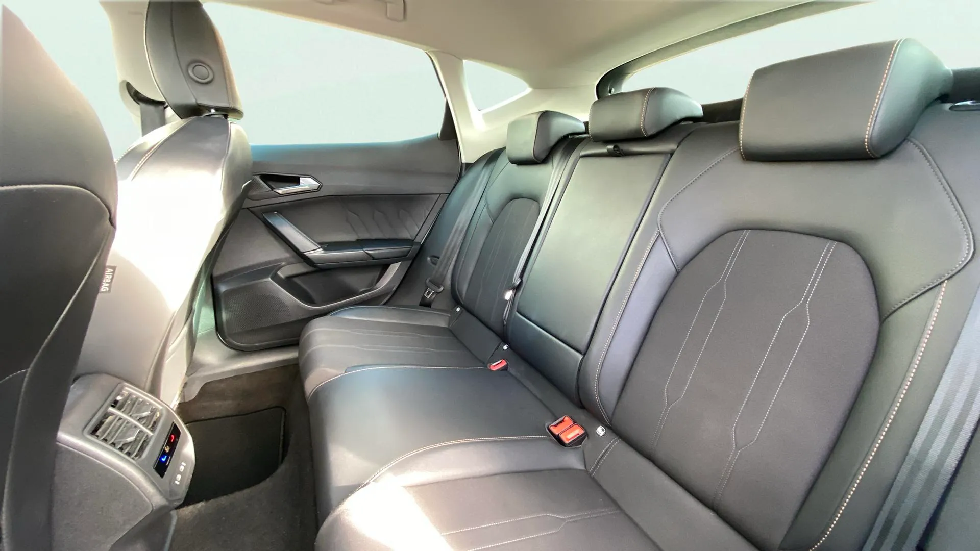 Cupra Formentor 1.5 TSI DSG - foto 16