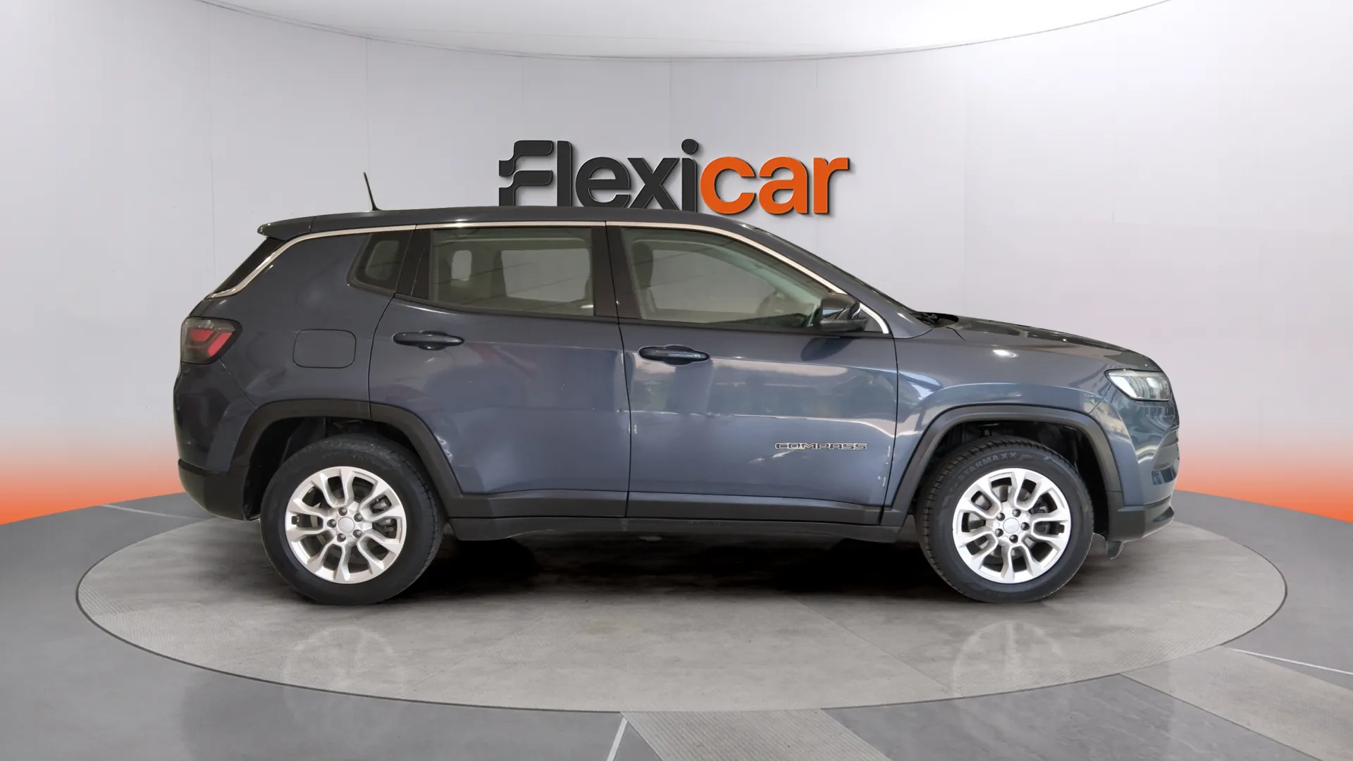 Jeep Compass 1.3 Gse T4 Longitude FWD - foto 3