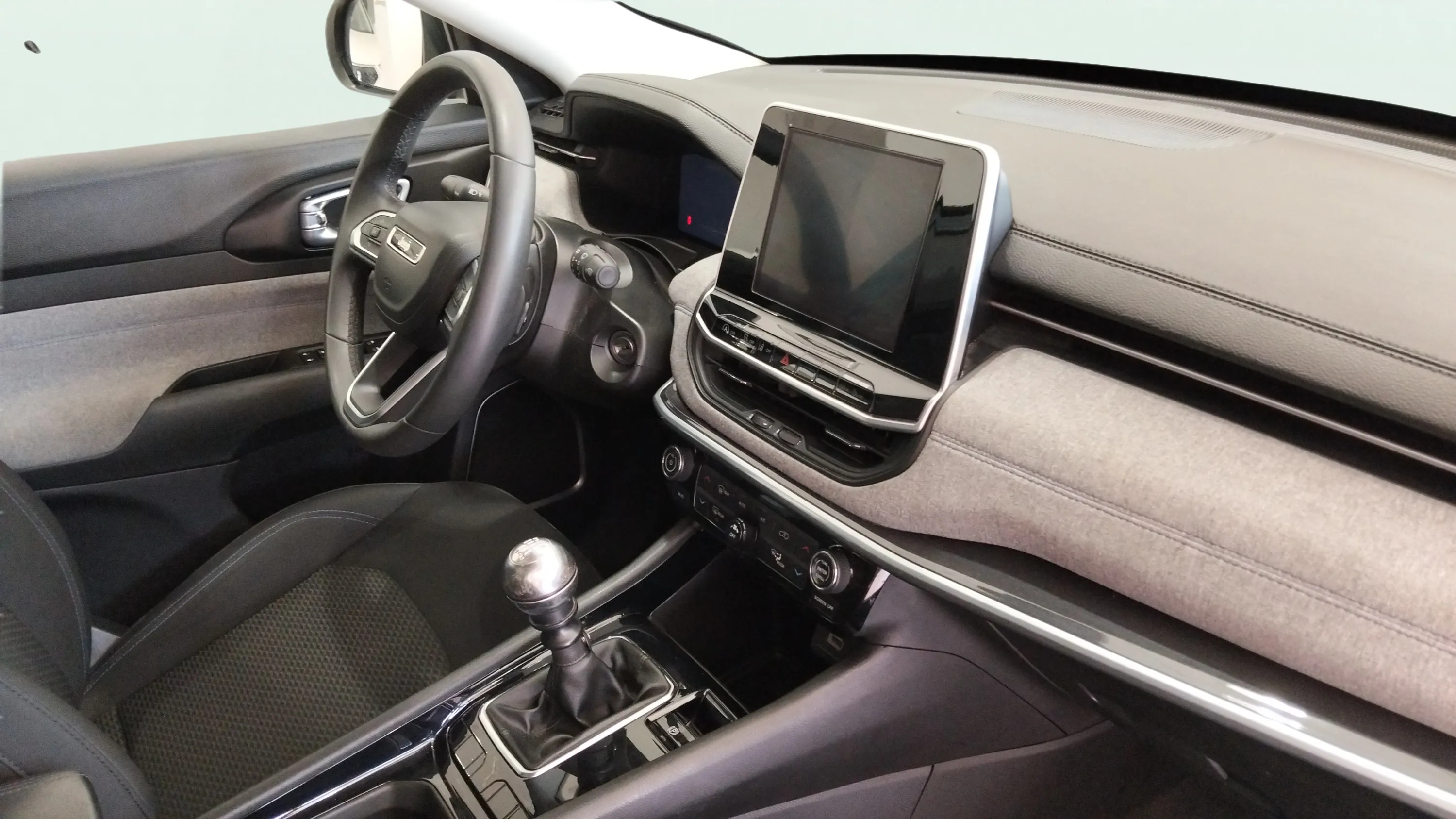 Jeep Compass 1.3 Gse T4 Longitude FWD - foto 8