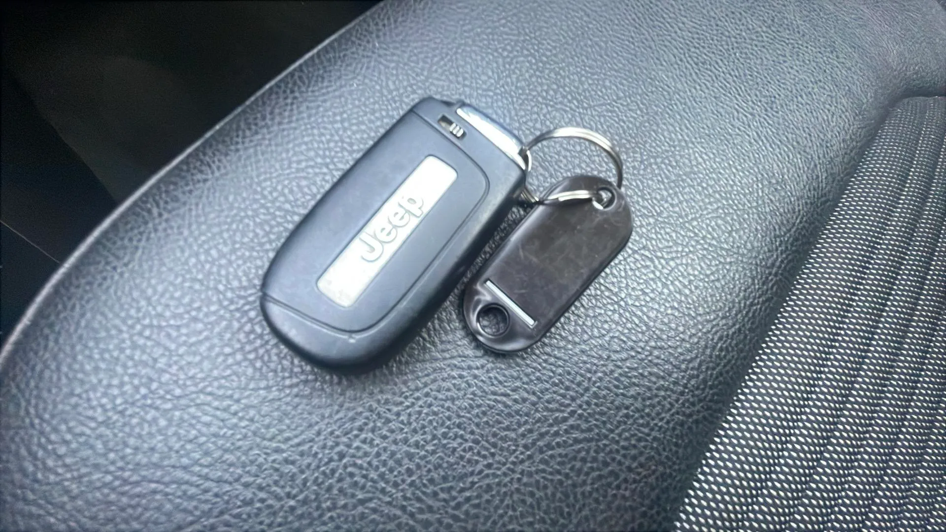 Jeep Compass eHybrid 1.5 MHEV Night Eagle Dct - foto 19