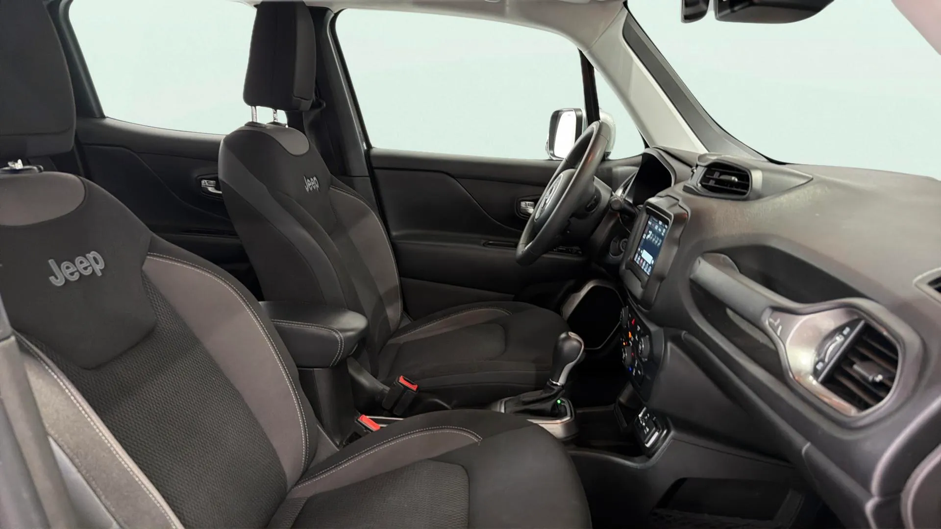 Jeep Renegade Limited eHybrid 1.5 ATX - foto 14
