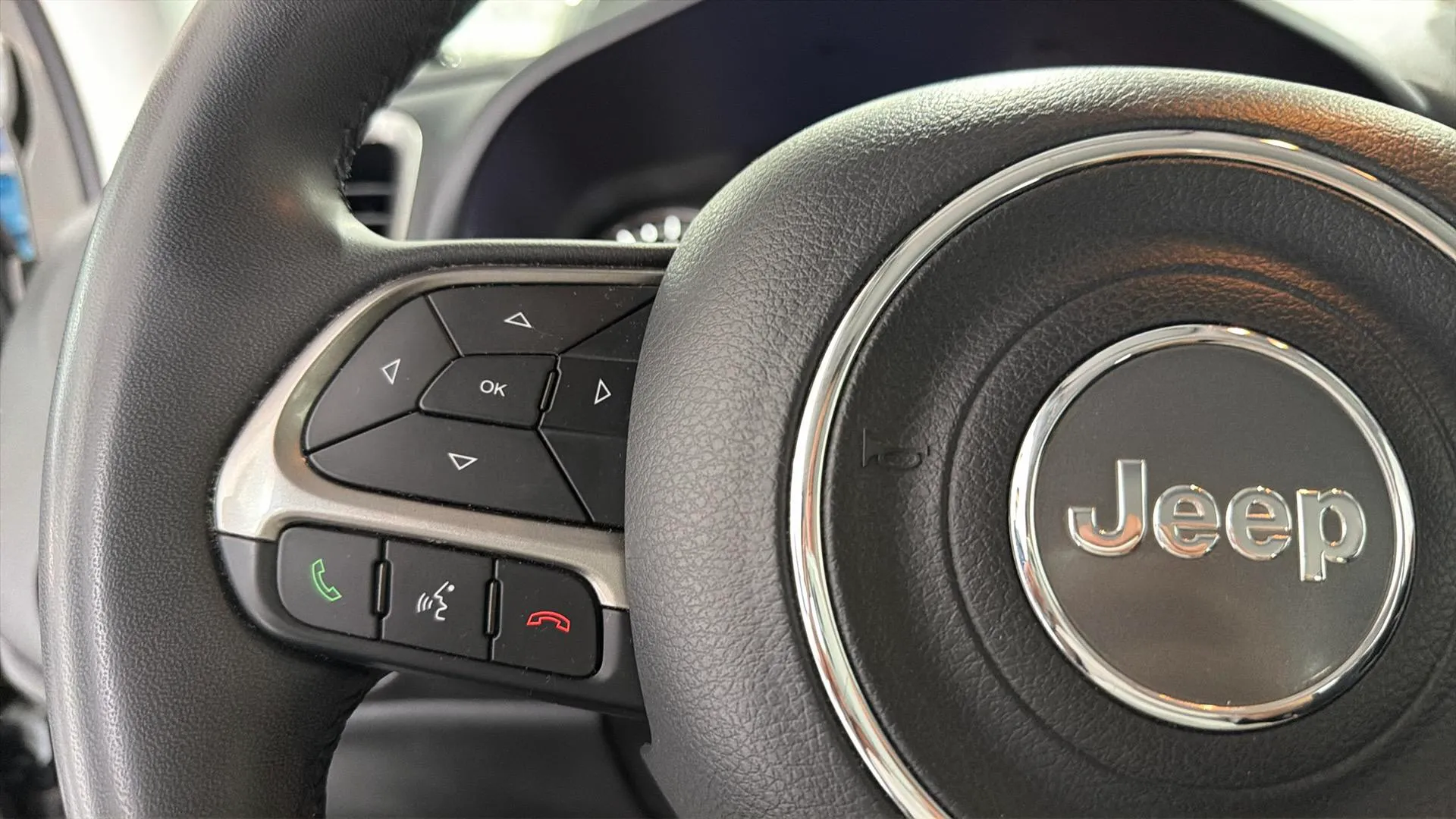 Jeep Renegade Limited eHybrid 1.5 ATX - foto 10