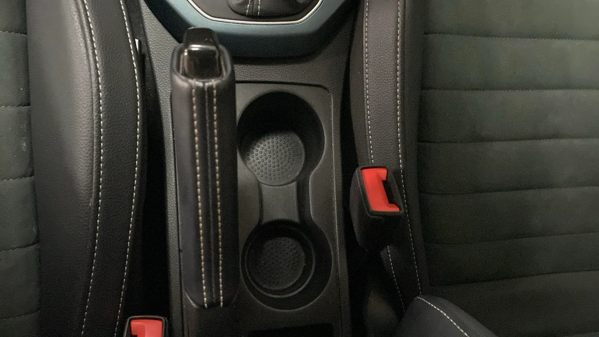 SEAT Arona 1.5 TSI DSG Special Edition - foto 19