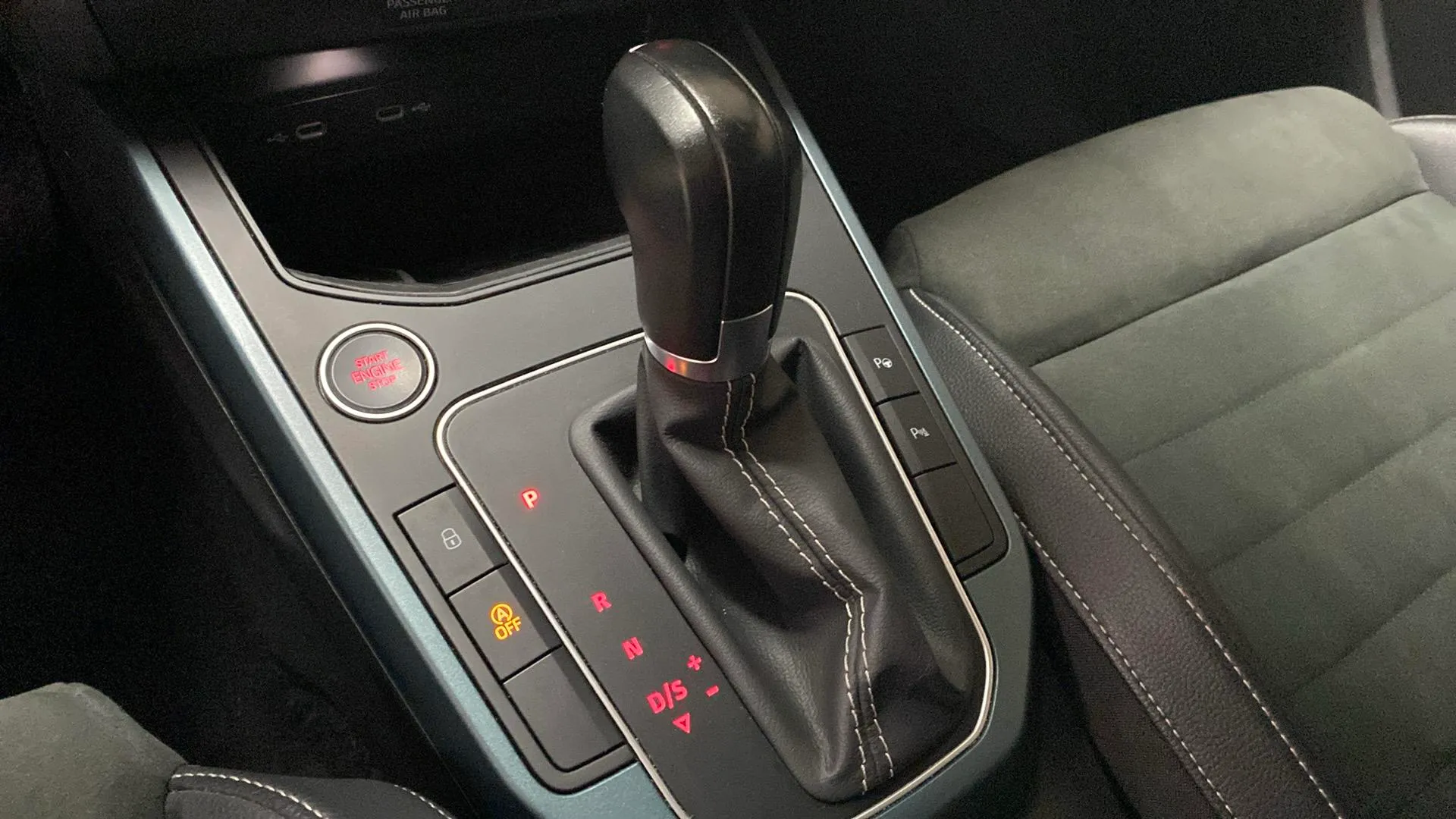 SEAT Arona 1.5 TSI DSG Special Edition - foto 20