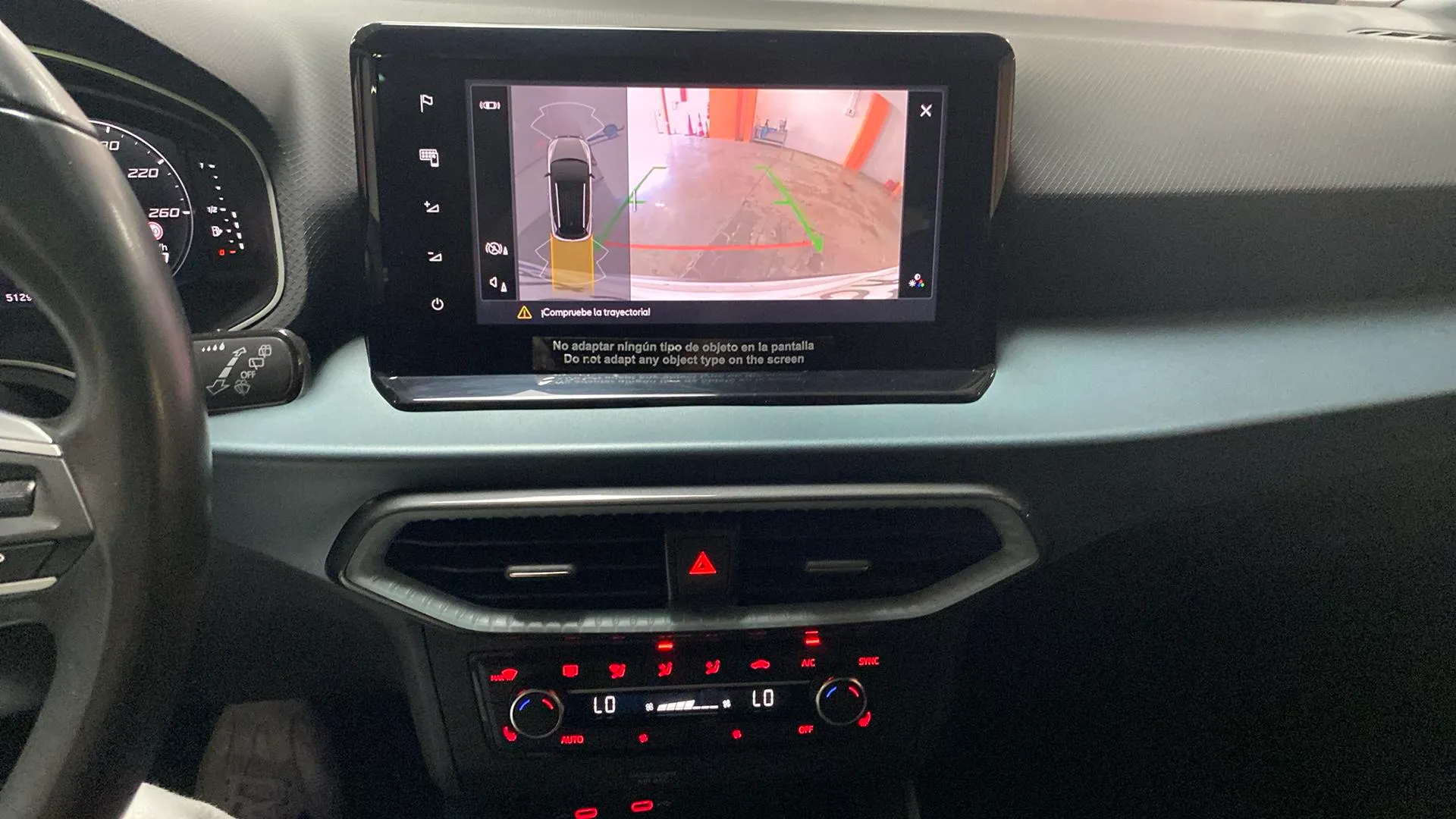 SEAT Arona 1.5 TSI DSG Special Edition - foto 17