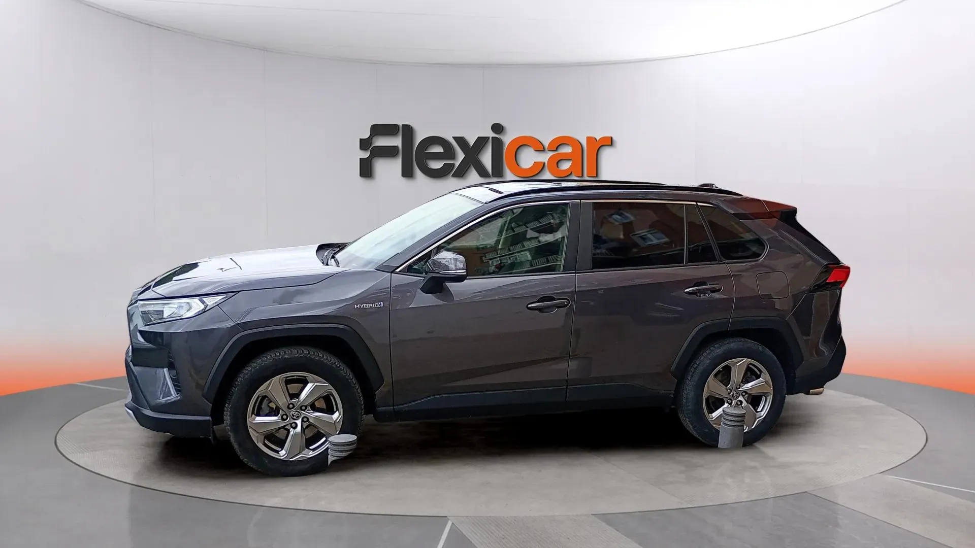Toyota RAV4 2.5l 220H Advance - foto 3
