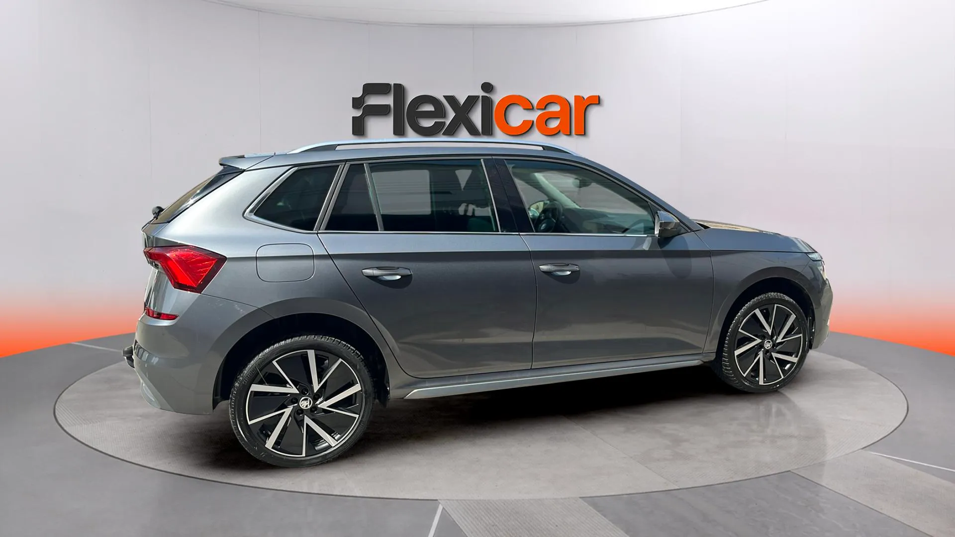 Škoda Kamiq 1.0 TSI DSG Sport - foto 5