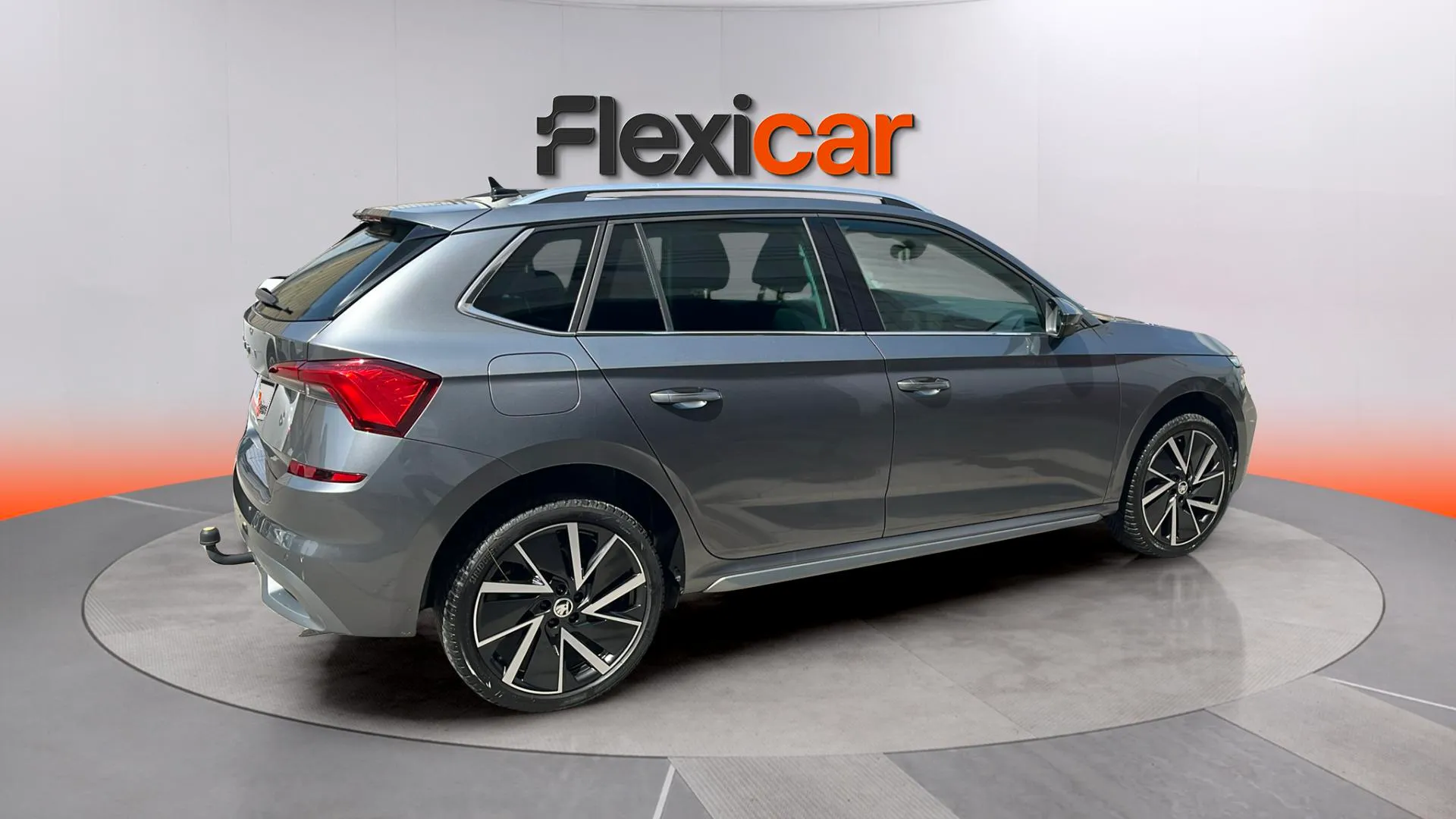 Škoda Kamiq 1.0 TSI DSG Sport - foto 6