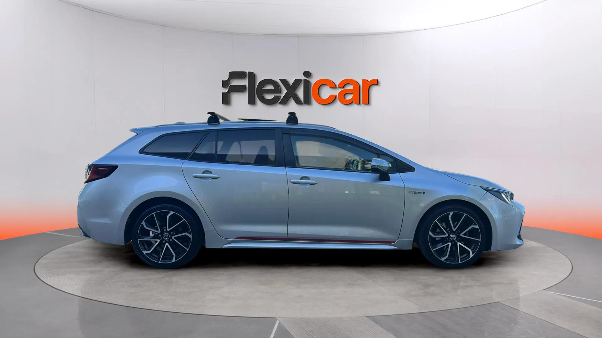 Toyota Corolla 2.0 180H Advance E-CVT Touring Sport - foto 5