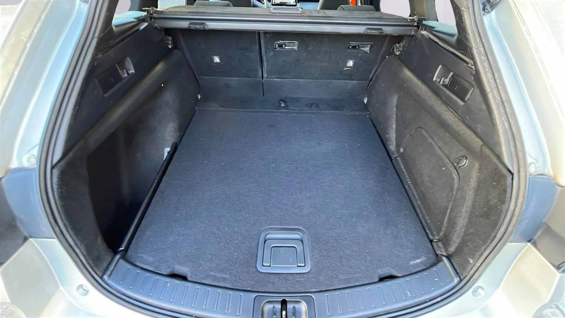 Toyota Corolla 2.0 180H Advance E-CVT Touring Sport - foto 7