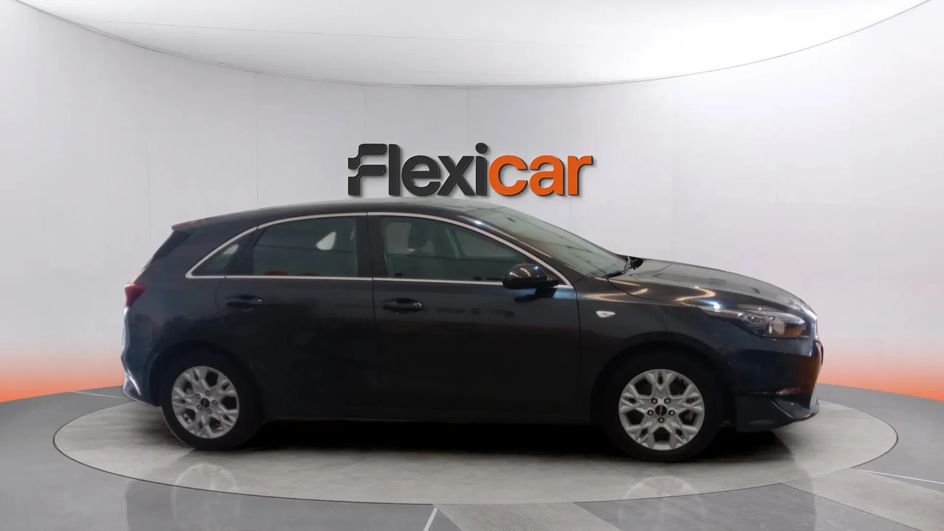 Kia Ceed 1.6 MHEV iMT Drive - foto 3