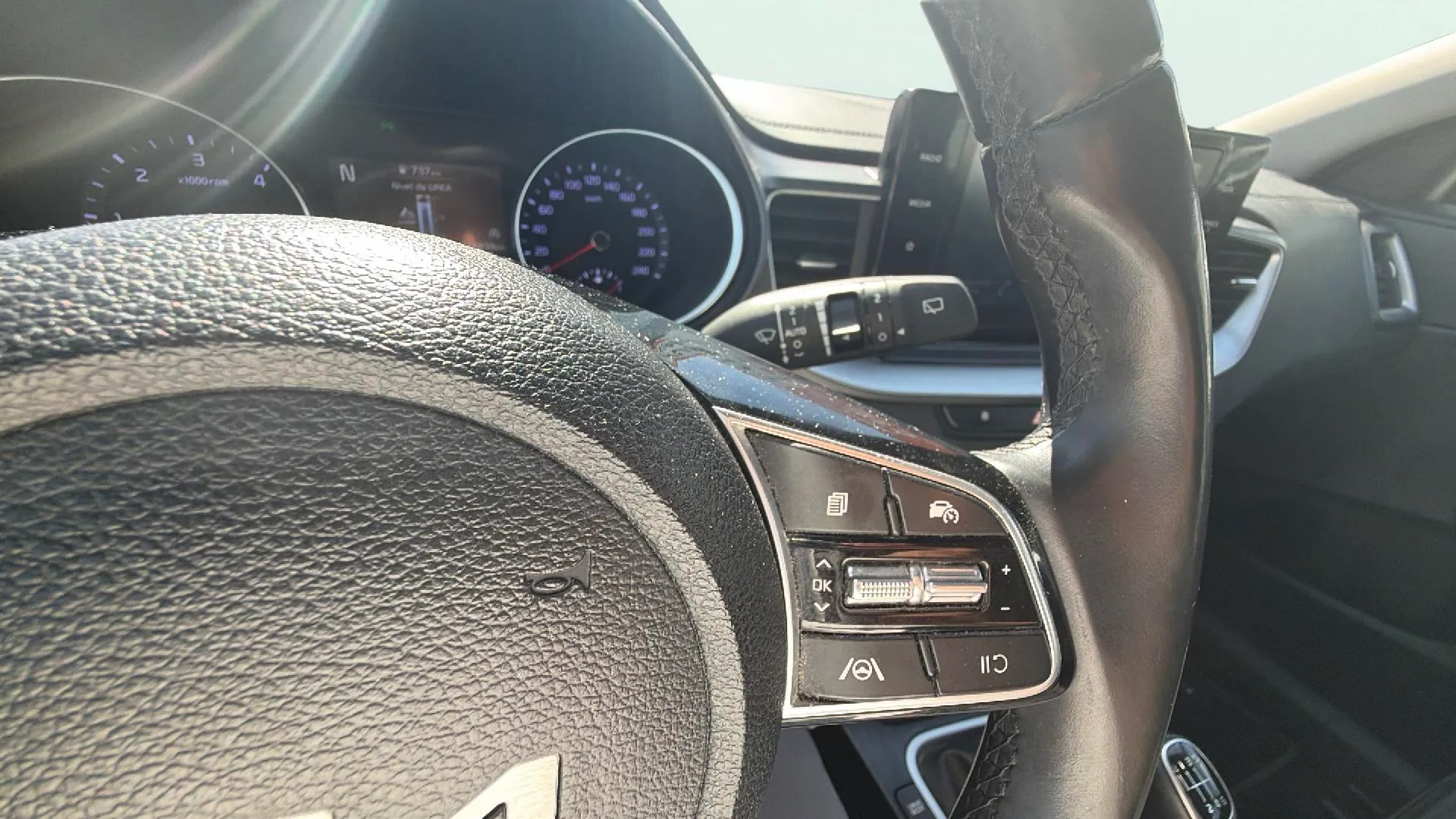 Kia Ceed 1.6 MHEV iMT Concept - foto 18