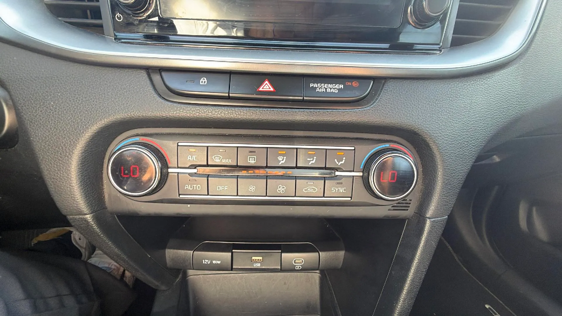 Kia Ceed 1.6 MHEV iMT Concept - foto 16