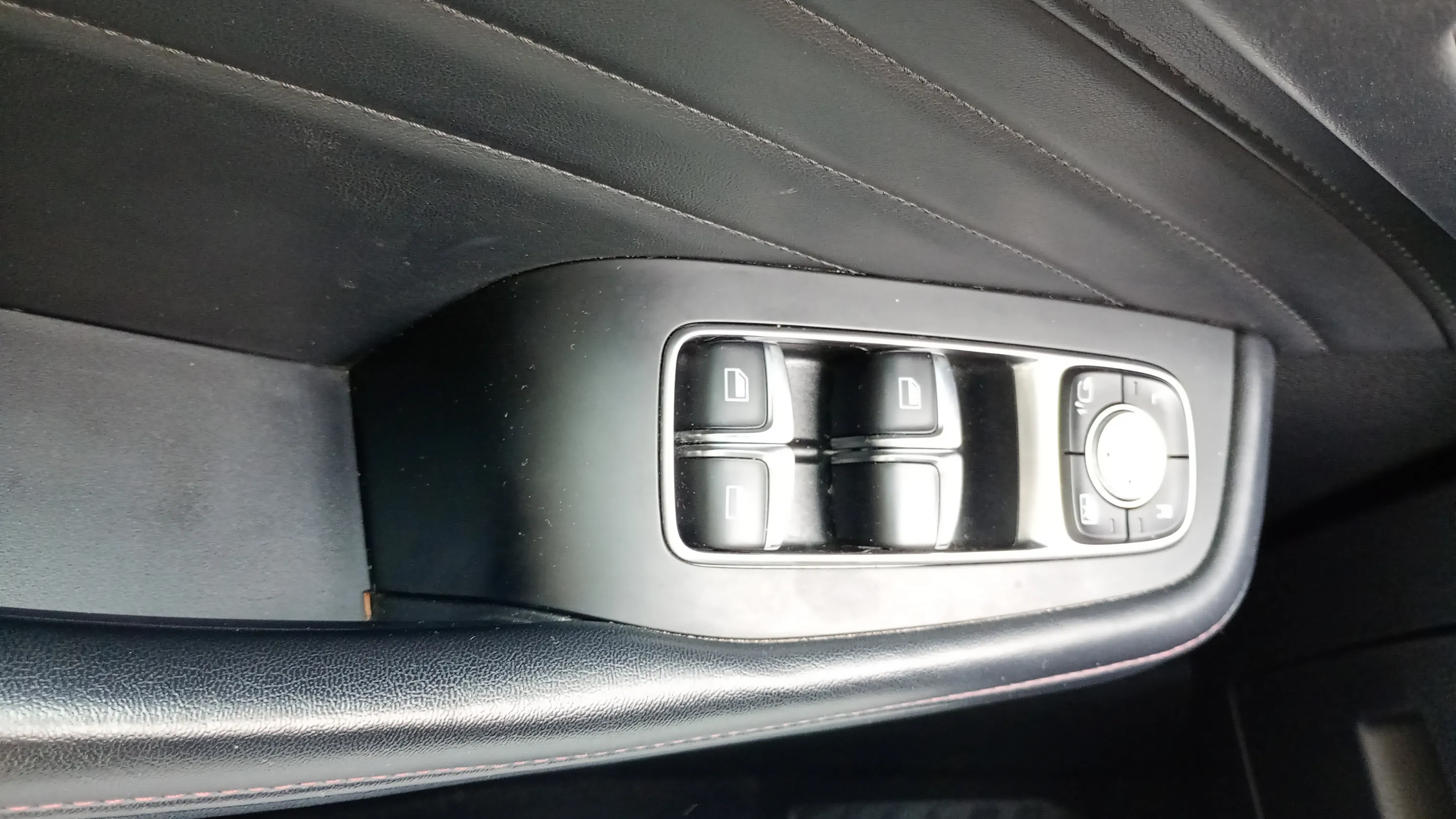 MG HS 1.5T-GDI PHEV Comfort - foto 22