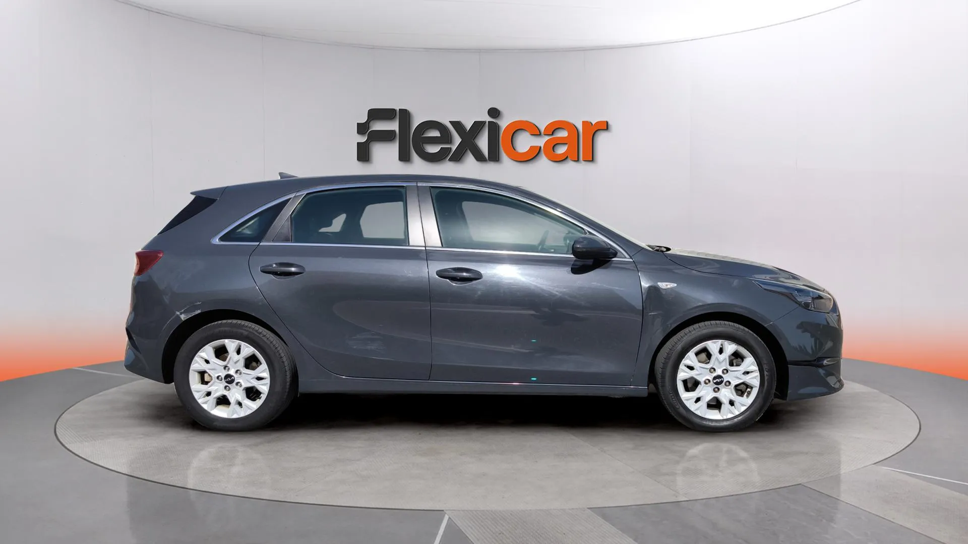 Kia Ceed 1.6 MHEV iMT Drive - foto 3