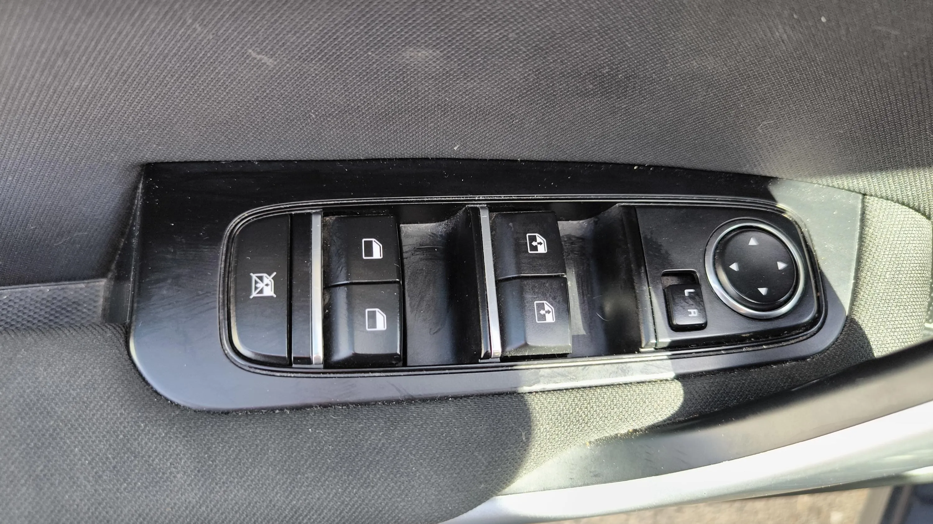 Kia Ceed 1.6 MHEV iMT Drive - foto 15