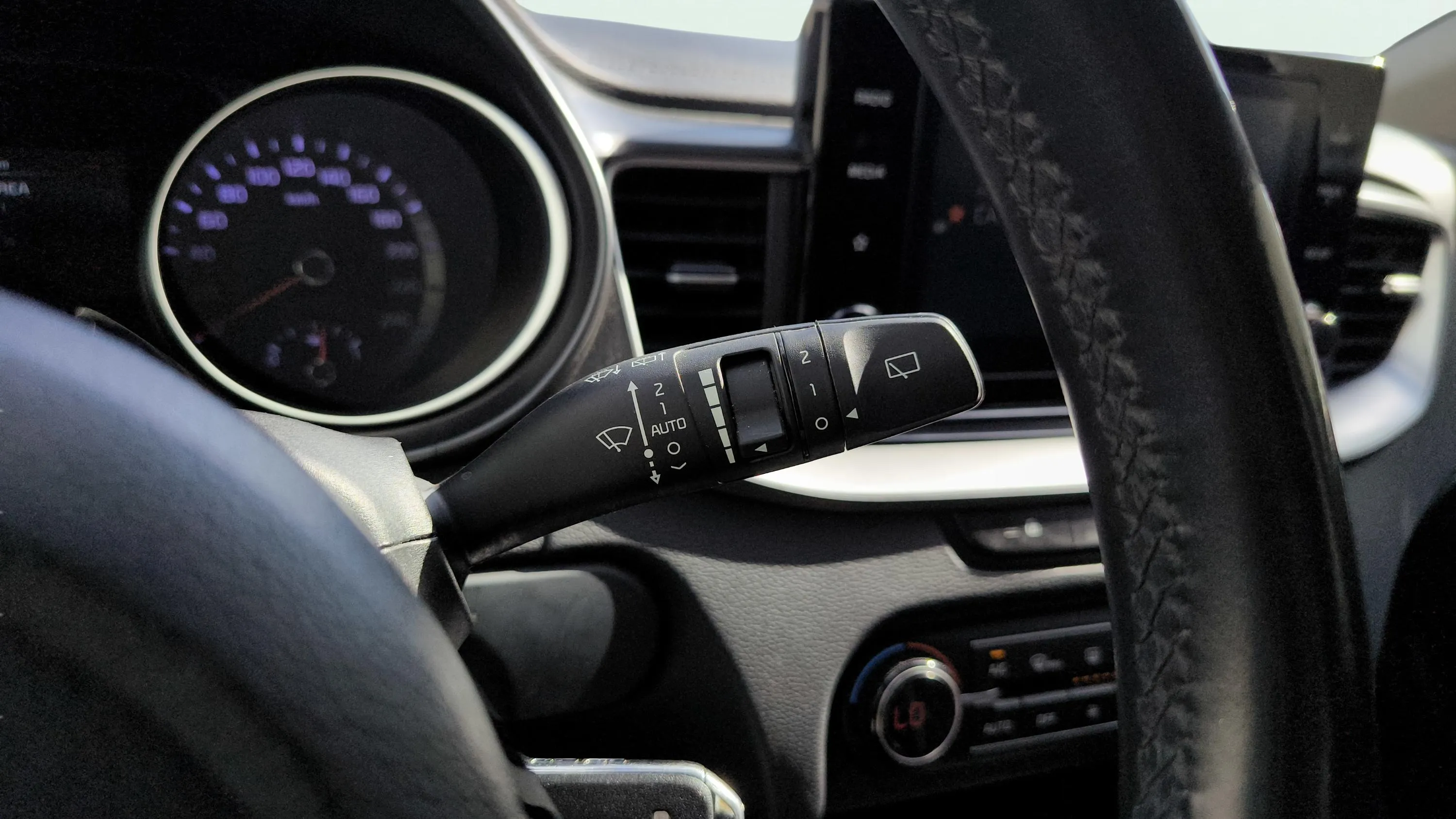 Kia Ceed 1.6 MHEV iMT Drive - foto 20