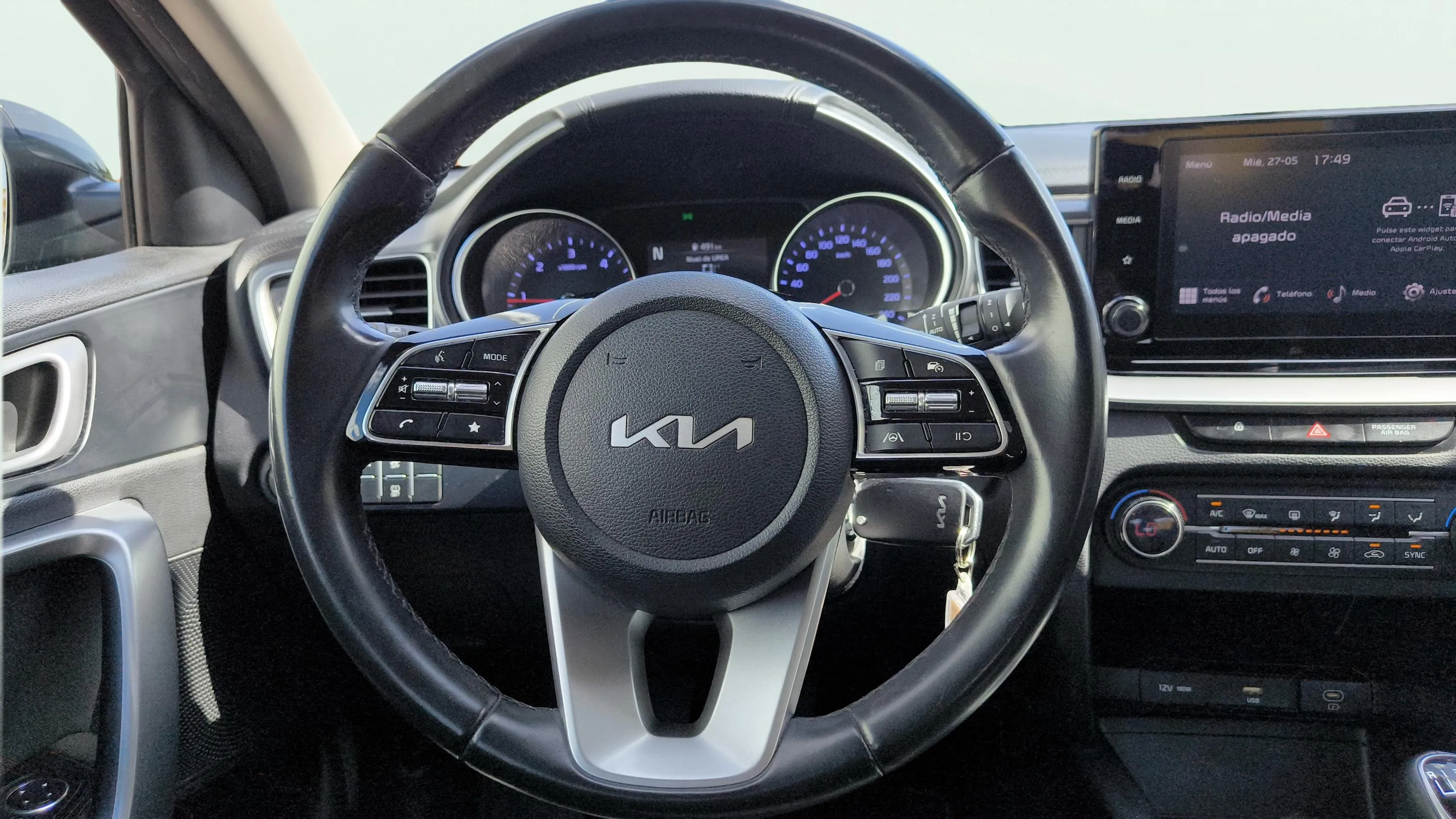 Kia Ceed 1.6 MHEV iMT Drive - foto 10