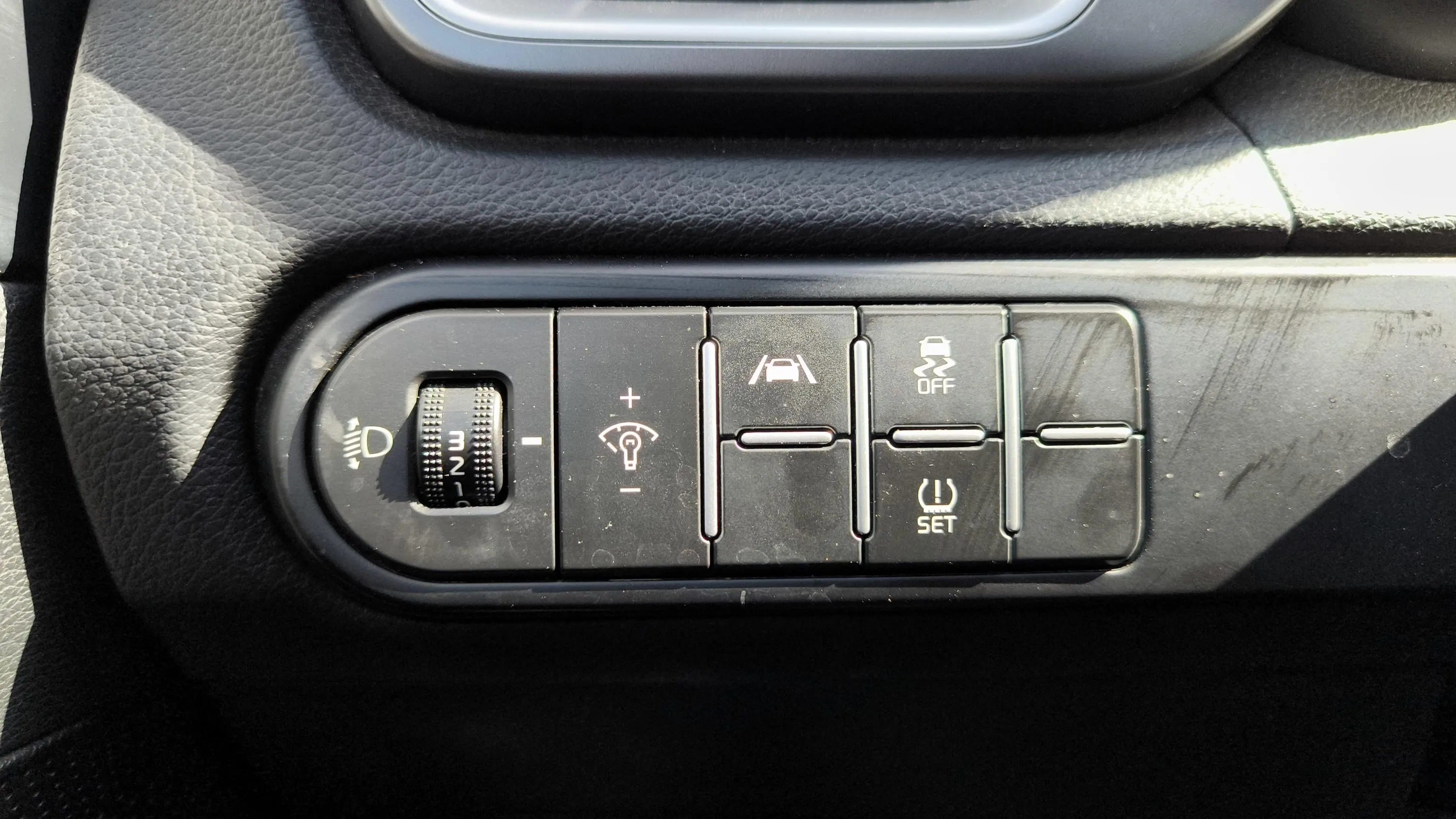 Kia Ceed 1.6 MHEV iMT Drive - foto 16