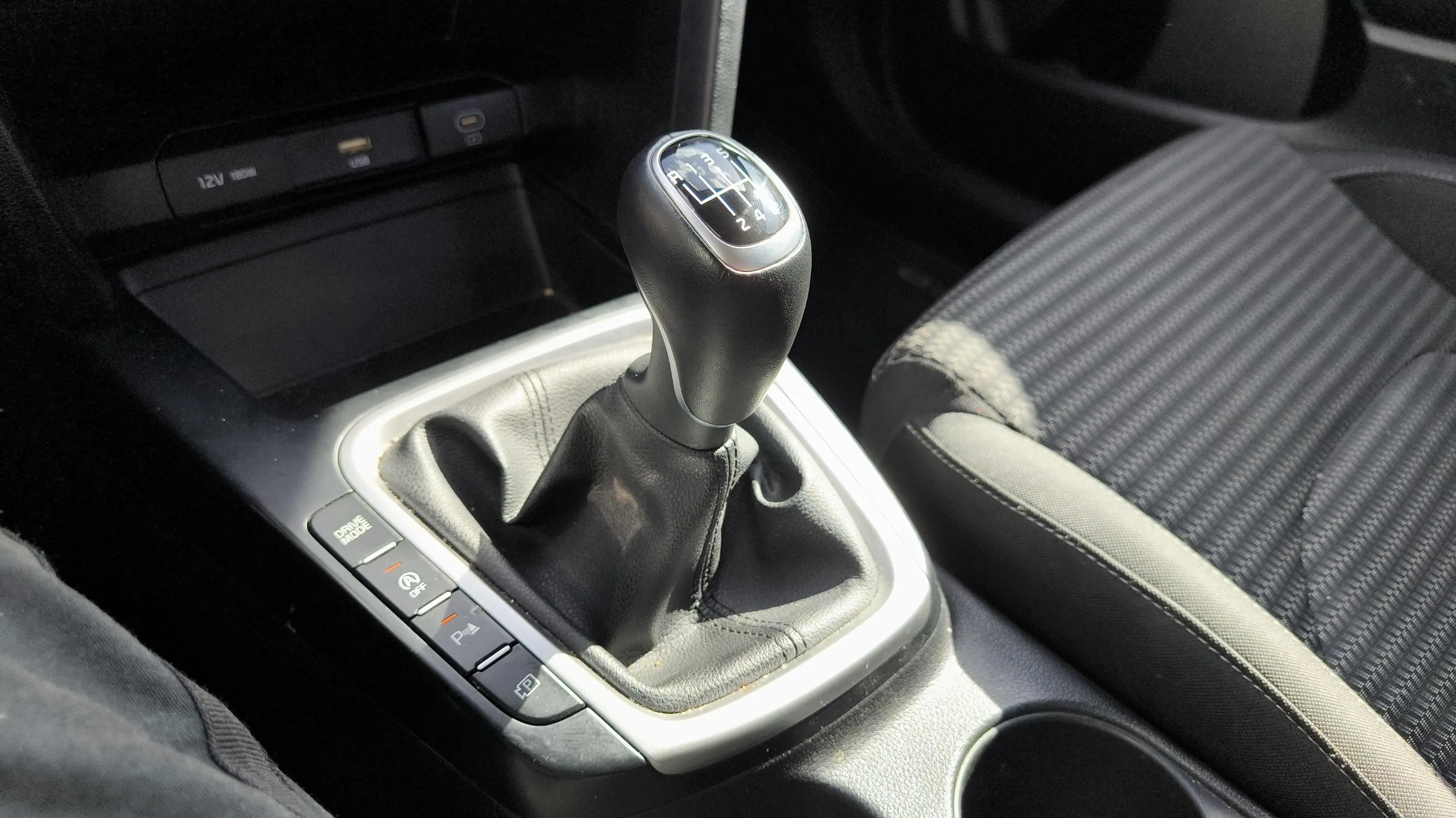 Kia Ceed 1.6 MHEV iMT Drive - foto 21