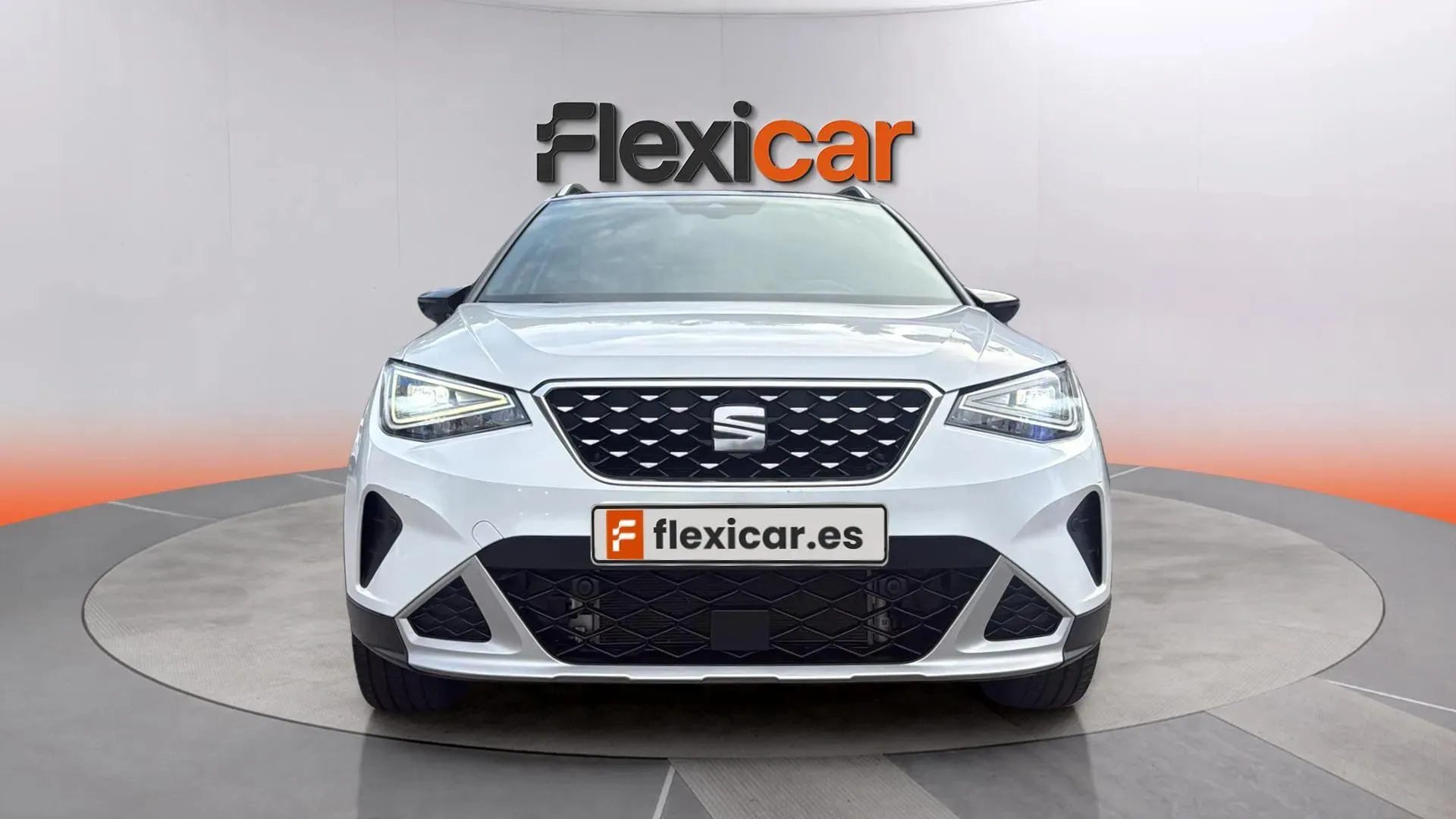 SEAT Arona 1.5 TSI DSG Special Edition - foto 2