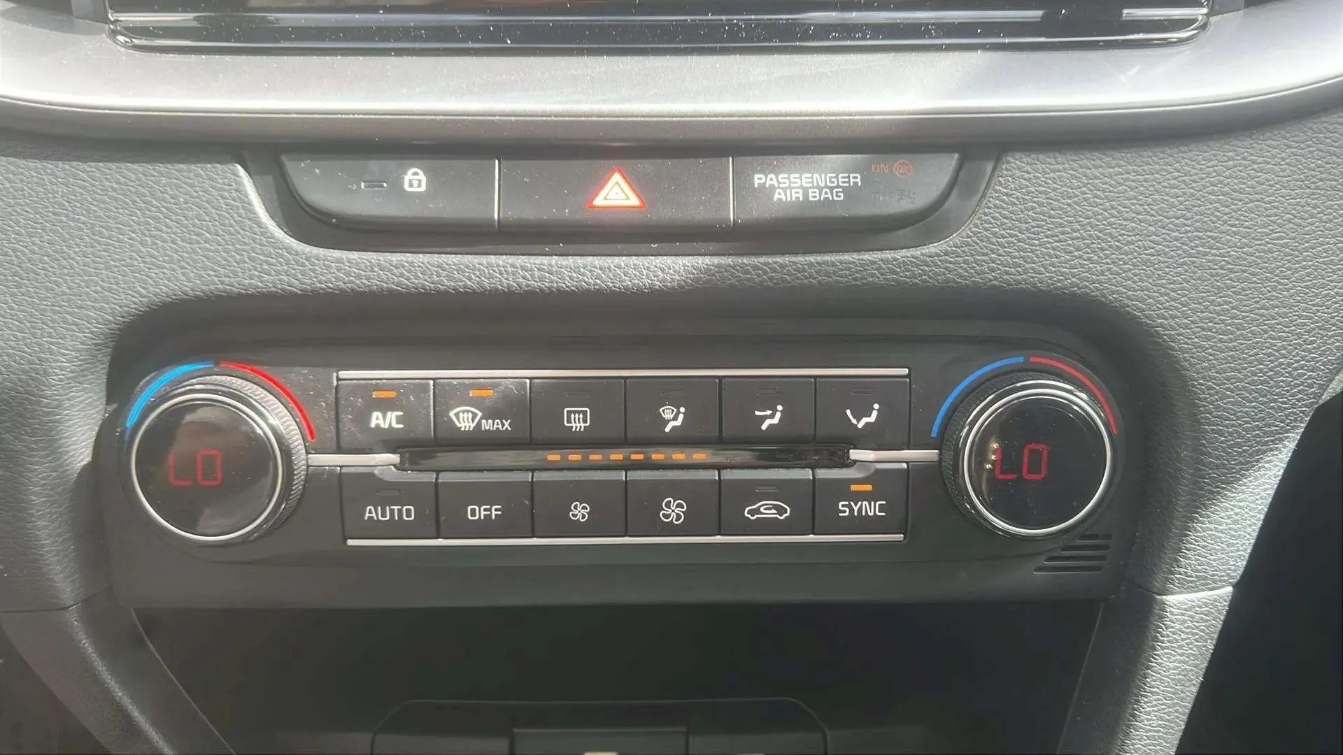 Kia Ceed 1.6 MHEV iMT Drive - foto 19