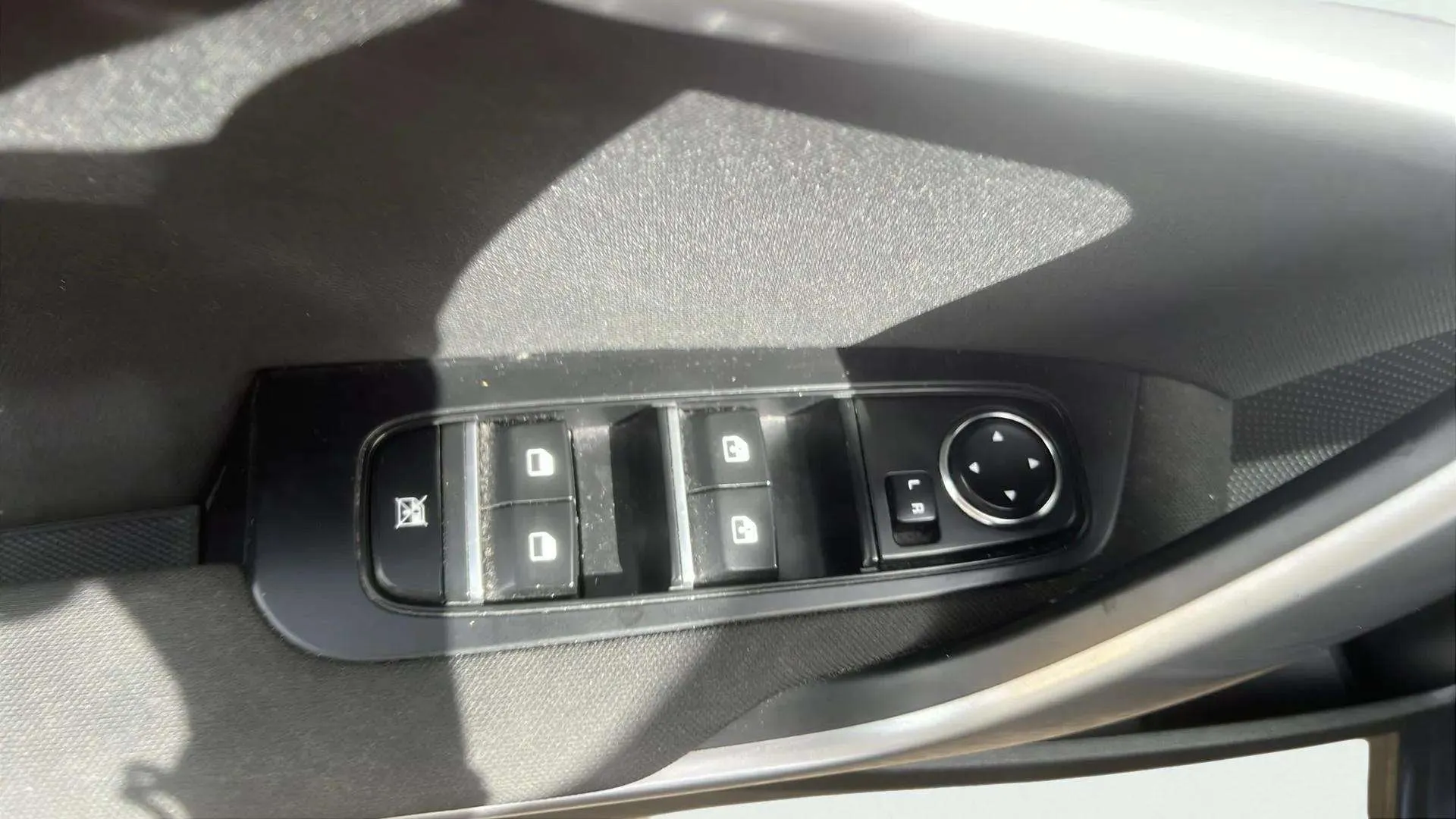 Kia Ceed 1.6 MHEV iMT Drive - foto 21