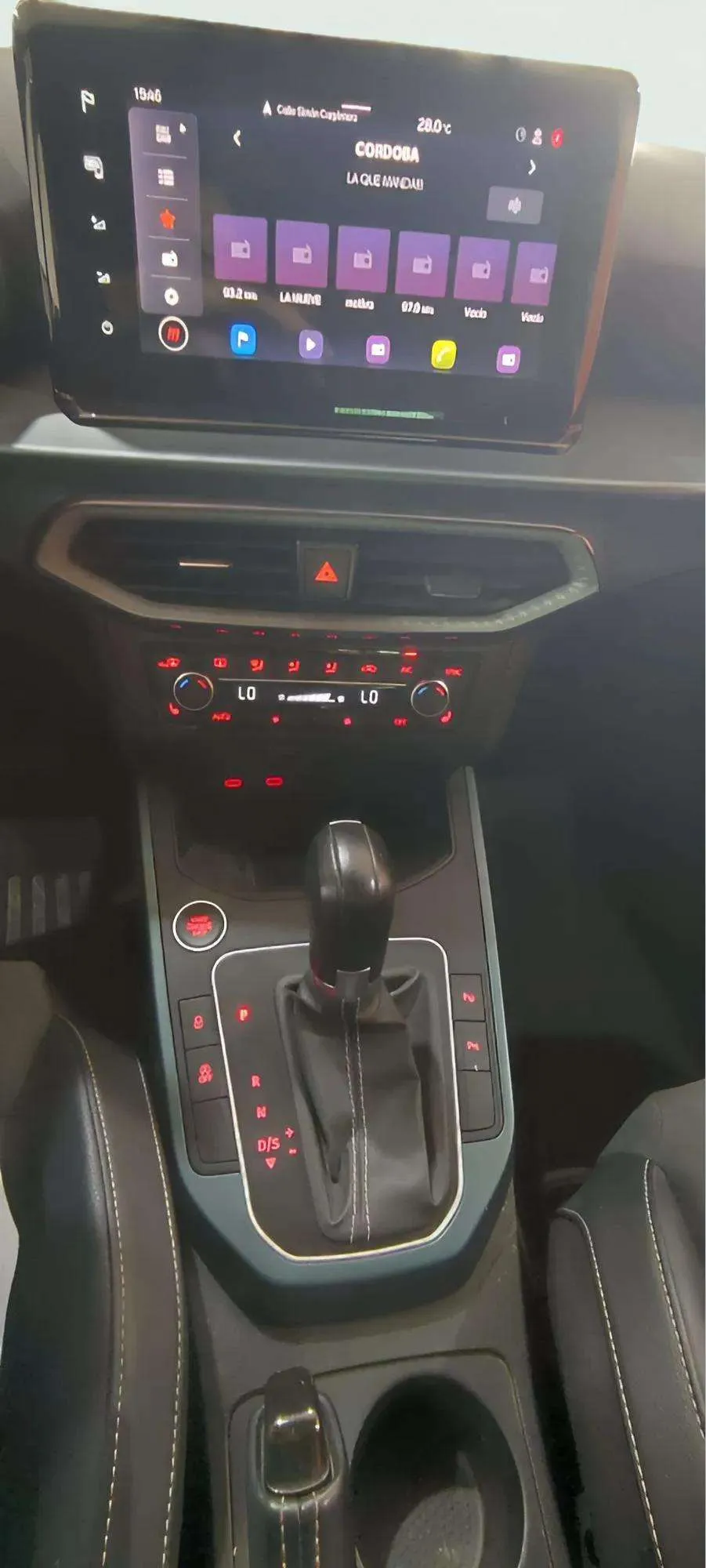 SEAT Arona 1.5 TSI DSG Special Edition - foto 11