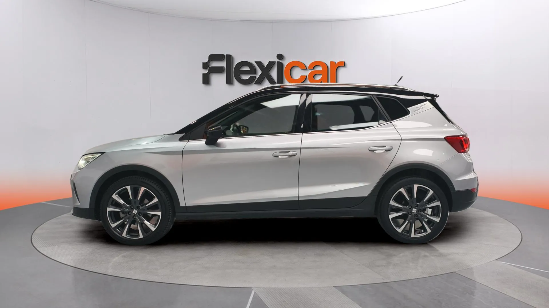 SEAT Arona 1.5 TSI DSG Xperience Special Ed - foto 6