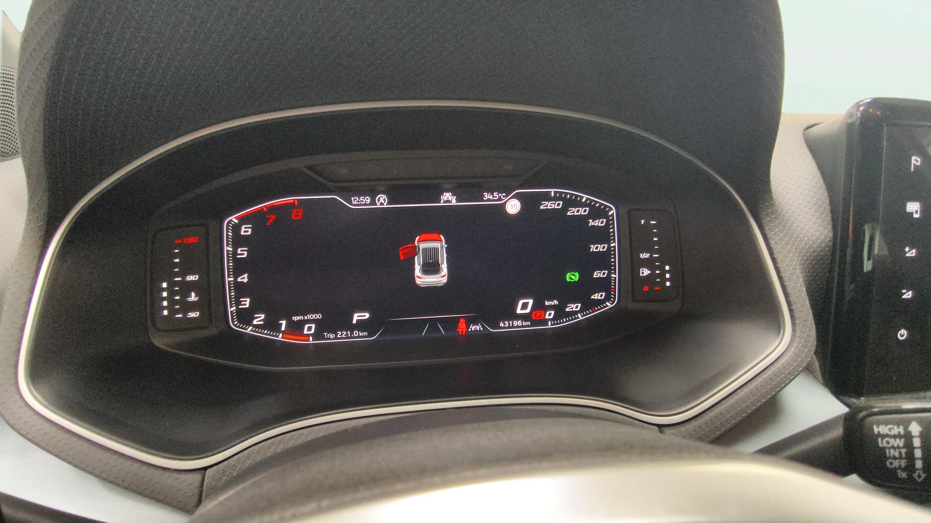 SEAT Arona 1.5 TSI DSG Xperience Special Ed - foto 11